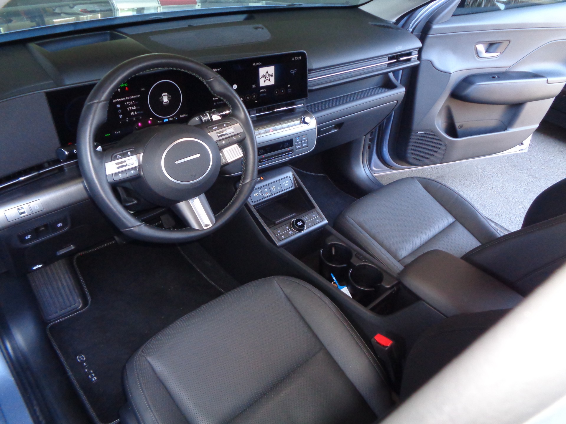 HYUNDAI Kona EV 65.4 kWh Vertex-image-7