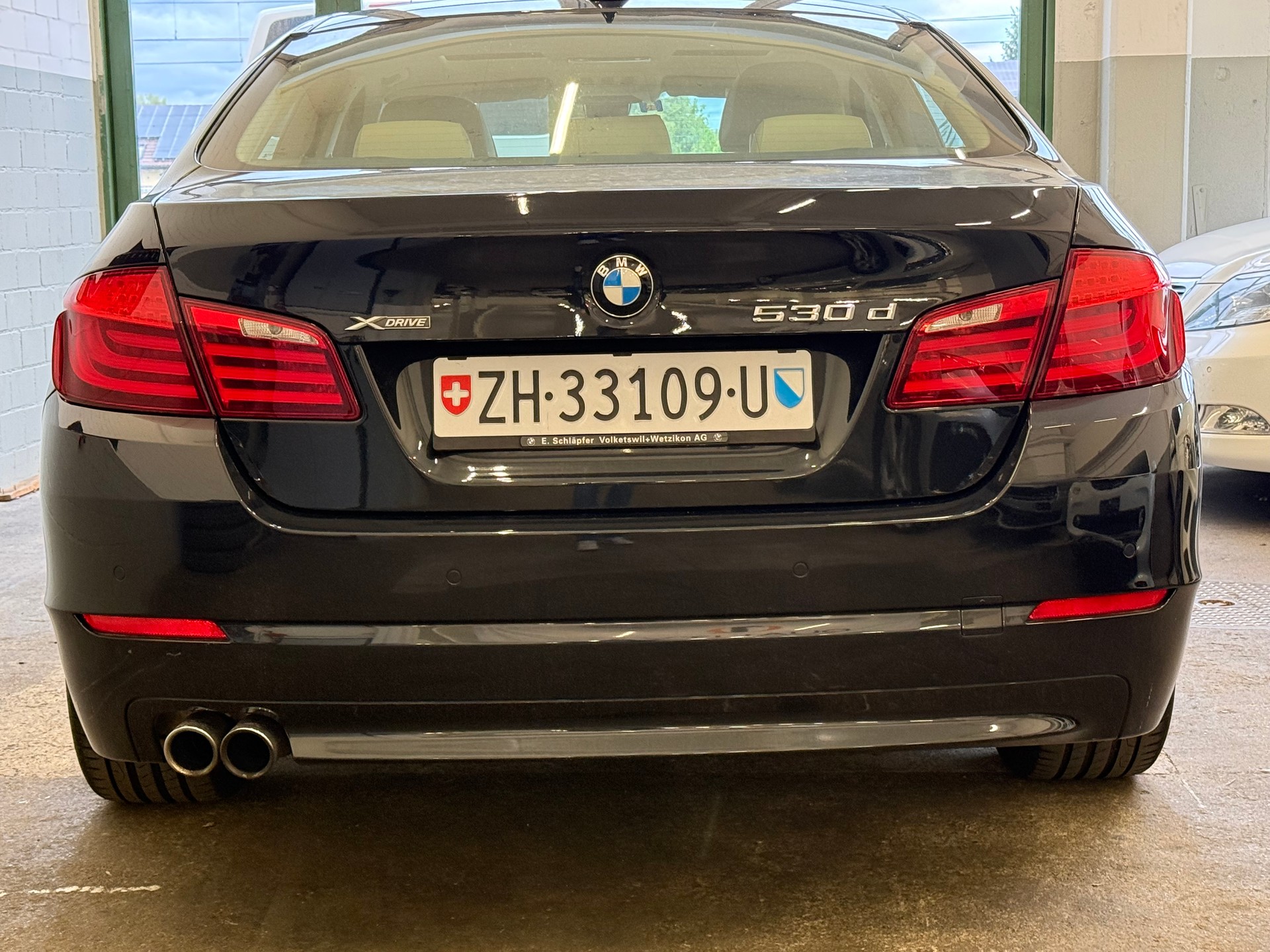 BMW 530d xDrive Steptronic-image-4