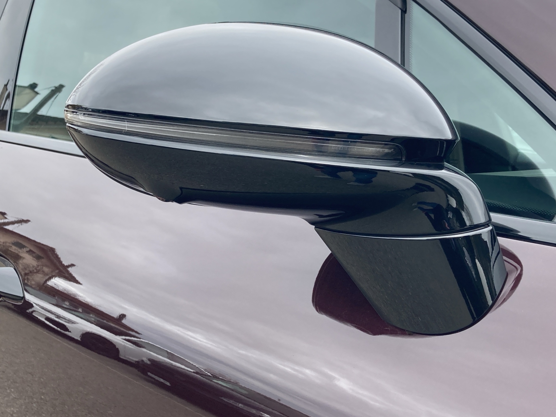 PORSCHE Macan Turbo-image-21