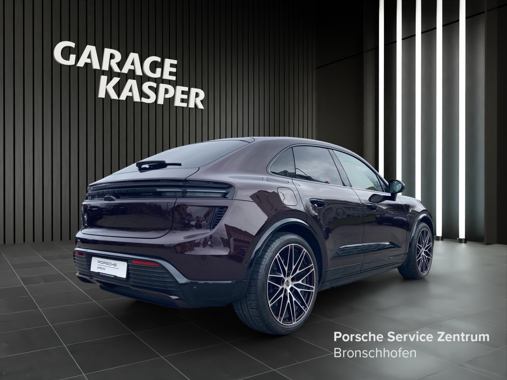 PORSCHE Macan Turbo-image-4