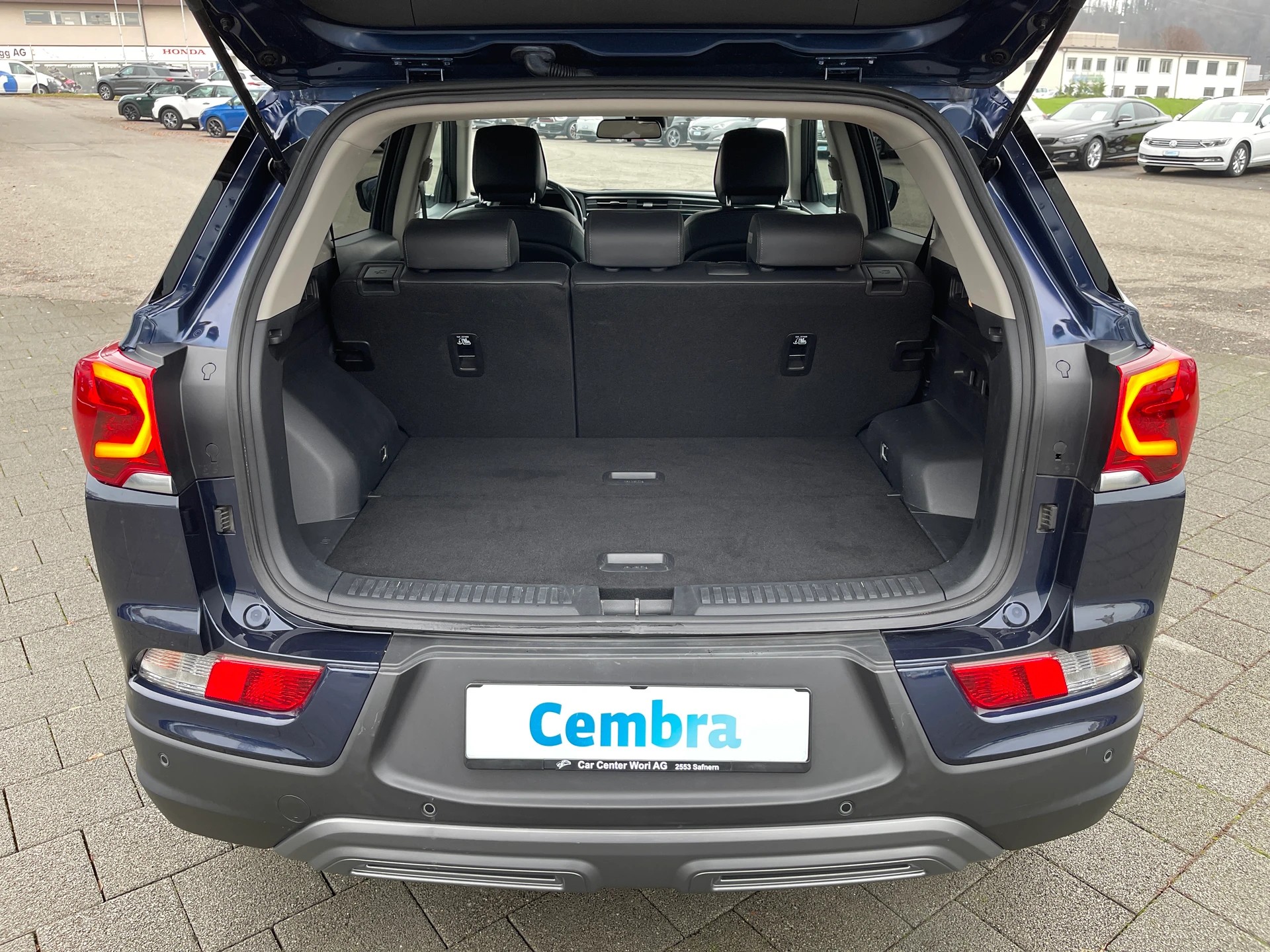 KGM-SsangYong Korando 1.6e Xdi Sapphire 4WD Automat-image-13