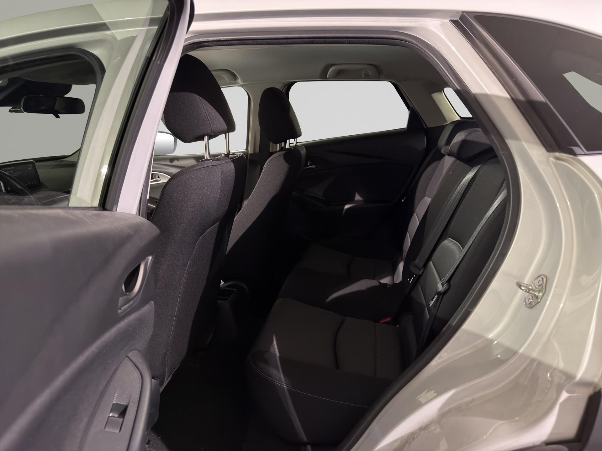 MAZDA CX-3 2.0 Ambition FWD-image-14