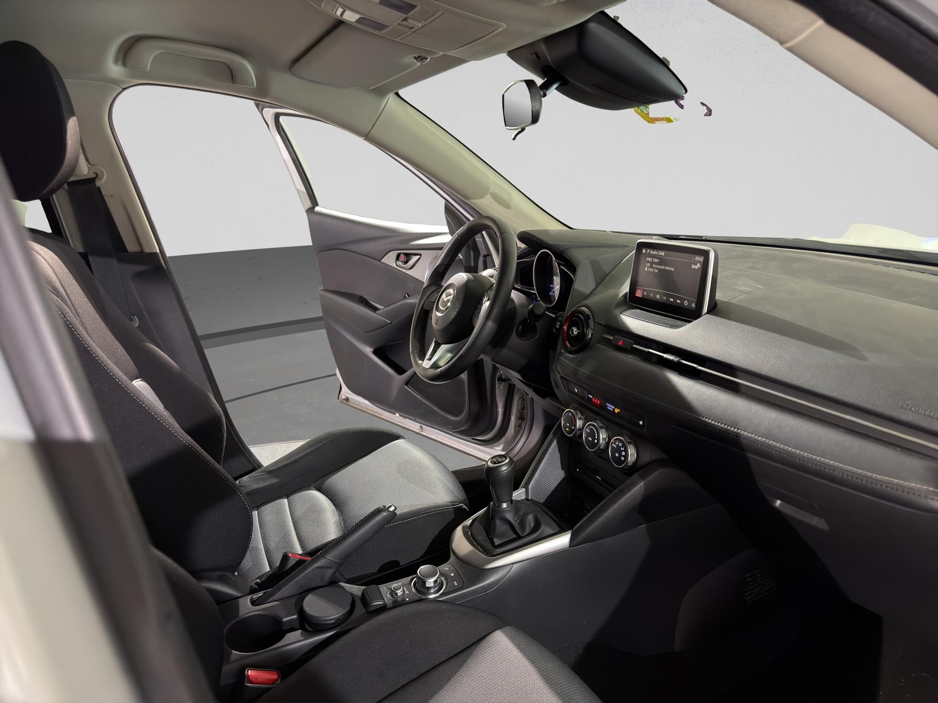MAZDA CX-3 2.0 Ambition FWD-image-16