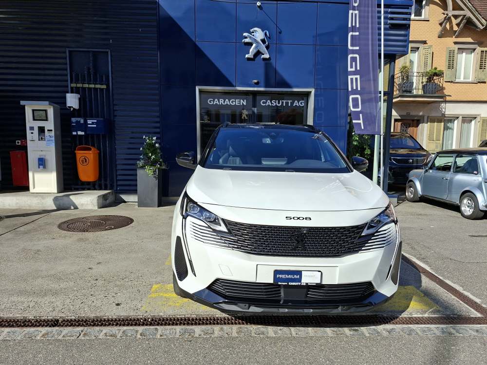 PEUGEOT 5008 1.6 PureTech GT Pack-showroom-element-1