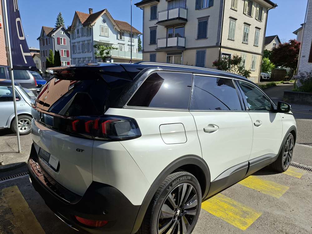 PEUGEOT 5008 1.6 PureTech GT Pack-image-13