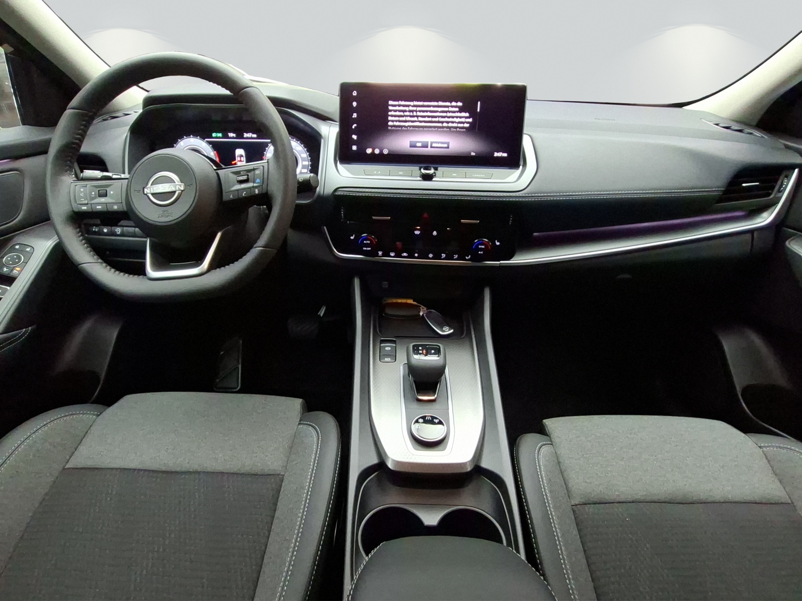 NISSAN Qashqai 1.3 DIG-T N-Connecta 4x4-image-8