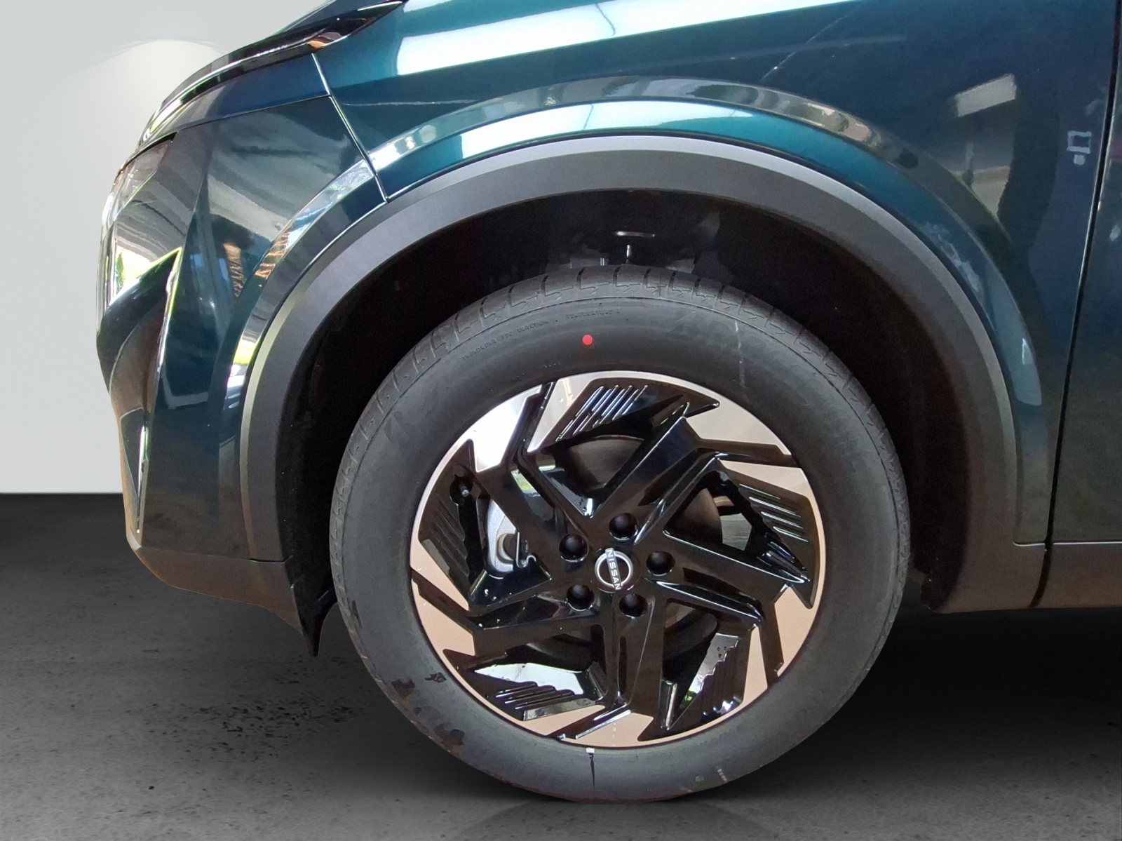 NISSAN Qashqai 1.3 DIG-T N-Connecta 4x4-image-15