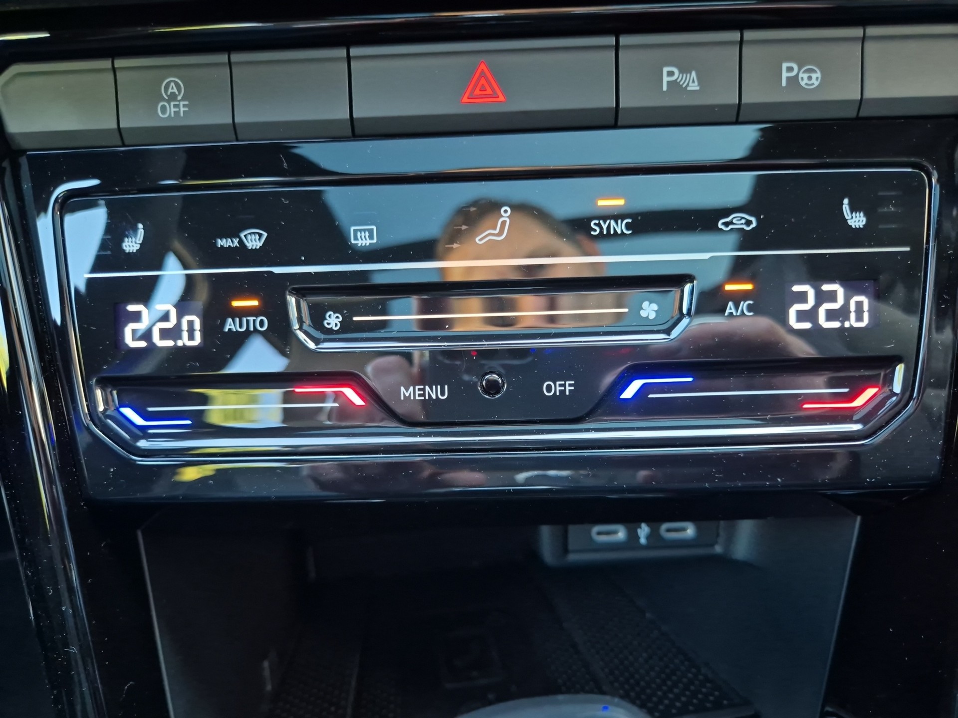 VW T-Roc 2.0 TSI R-Line DSG 4Motion-image-21