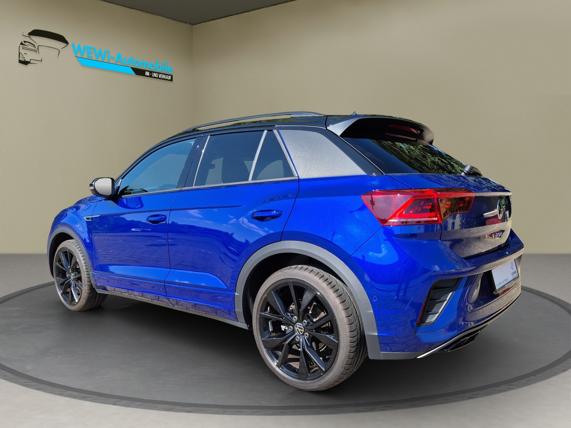 VW T-Roc 2.0 TSI R-Line DSG 4Motion-showroom-element-2