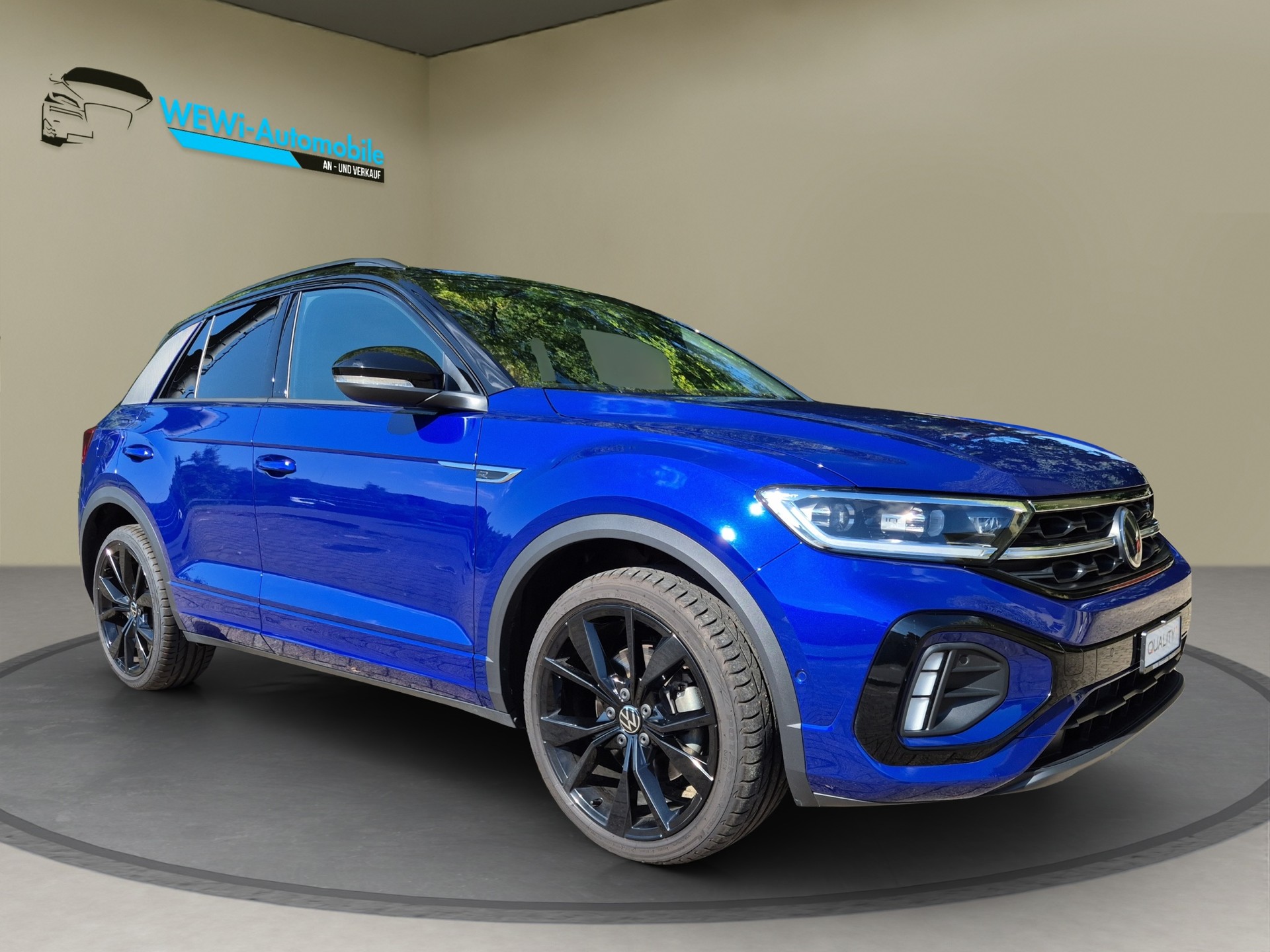 VW T-Roc 2.0 TSI R-Line DSG 4Motion-image-6