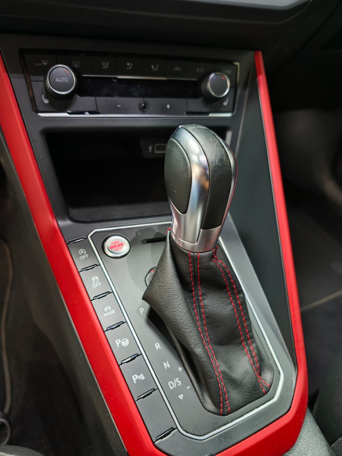 VW Polo 2.0 TSI GTI DSG MILLTEK-image-13
