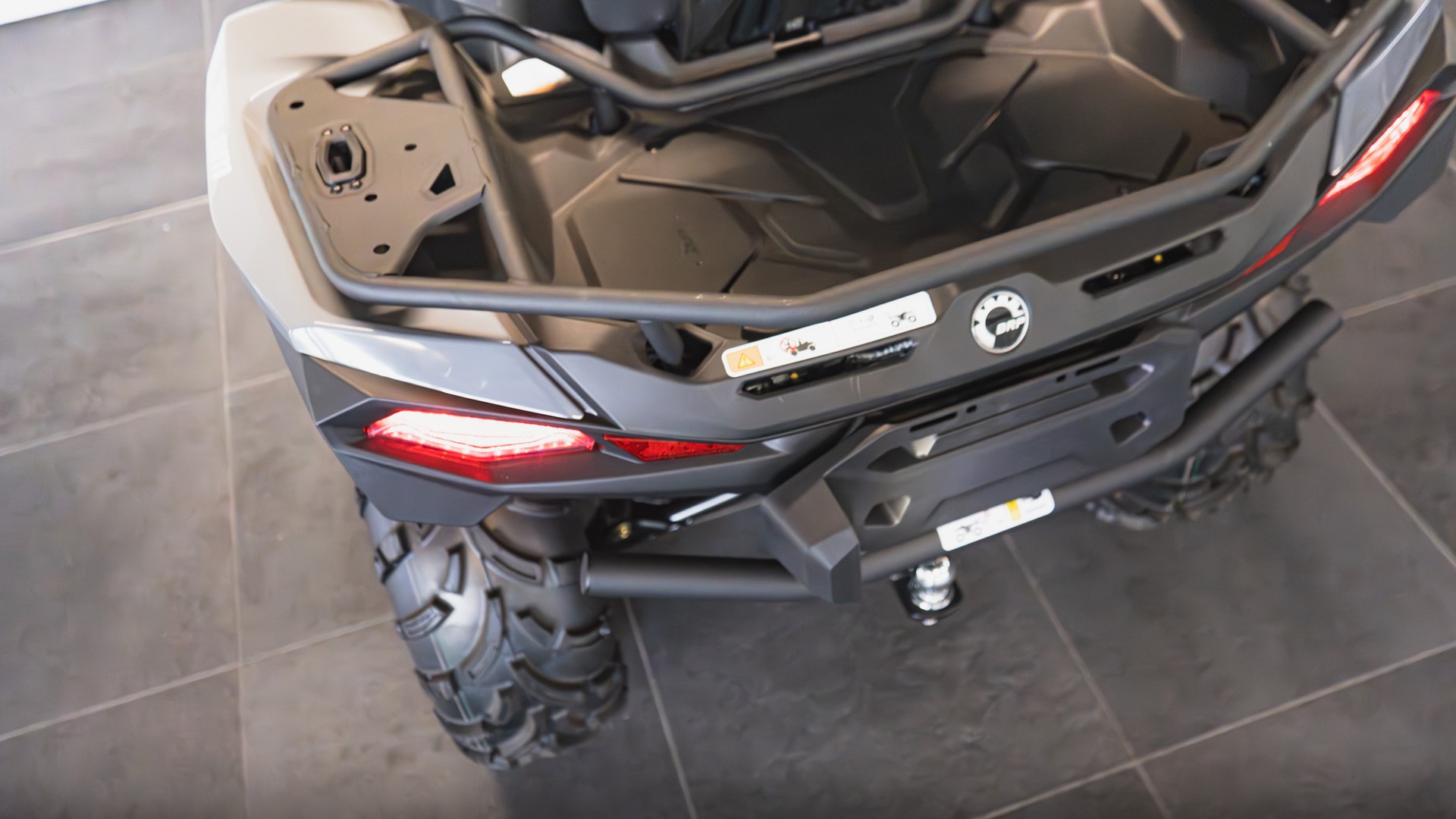 CAN-AM 700 Max DPS ABS T-image-4