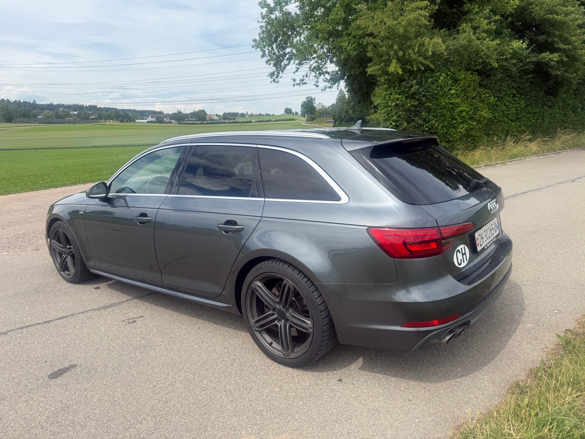 AUDI A4 Avant 3.0 TDI quattro tiptronic-image-2