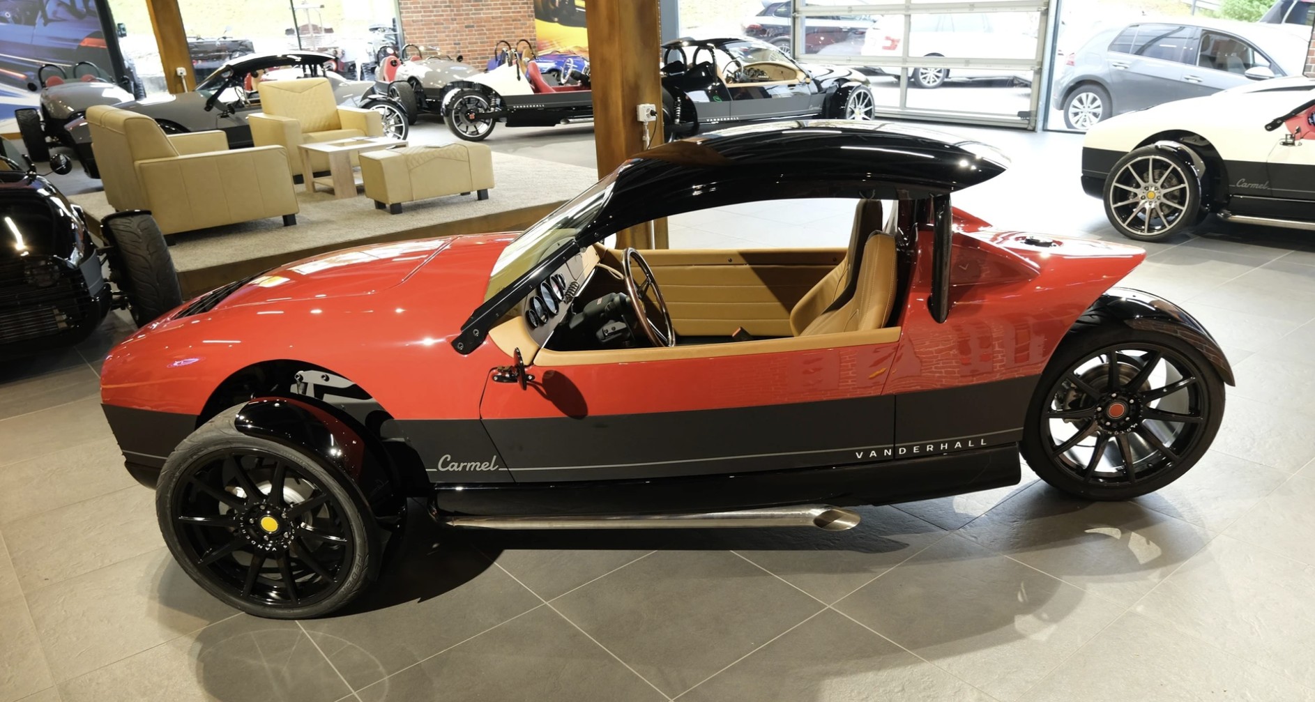 VANDERHALL Carmel GT-image-0