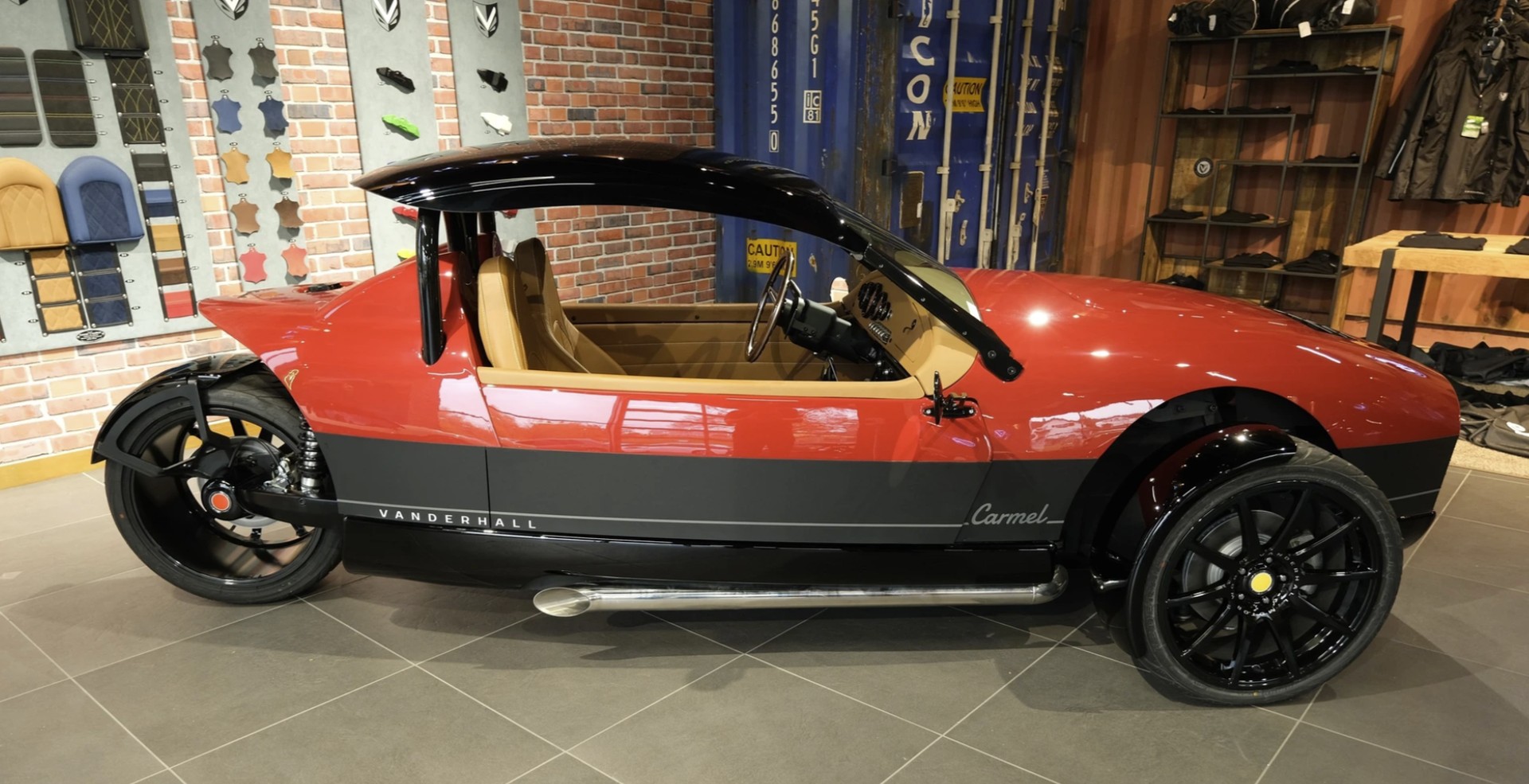 VANDERHALL Carmel GT-image-2