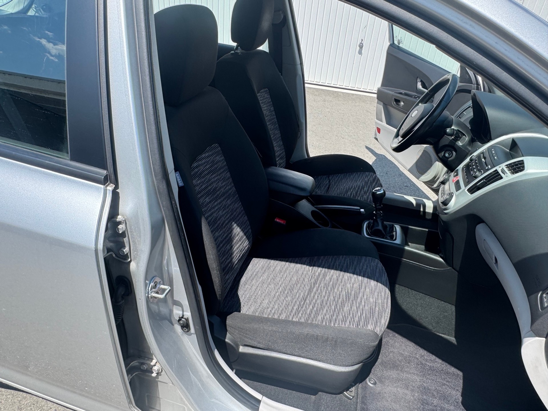 KIA Cee'd 2.0 16V Style-image-7