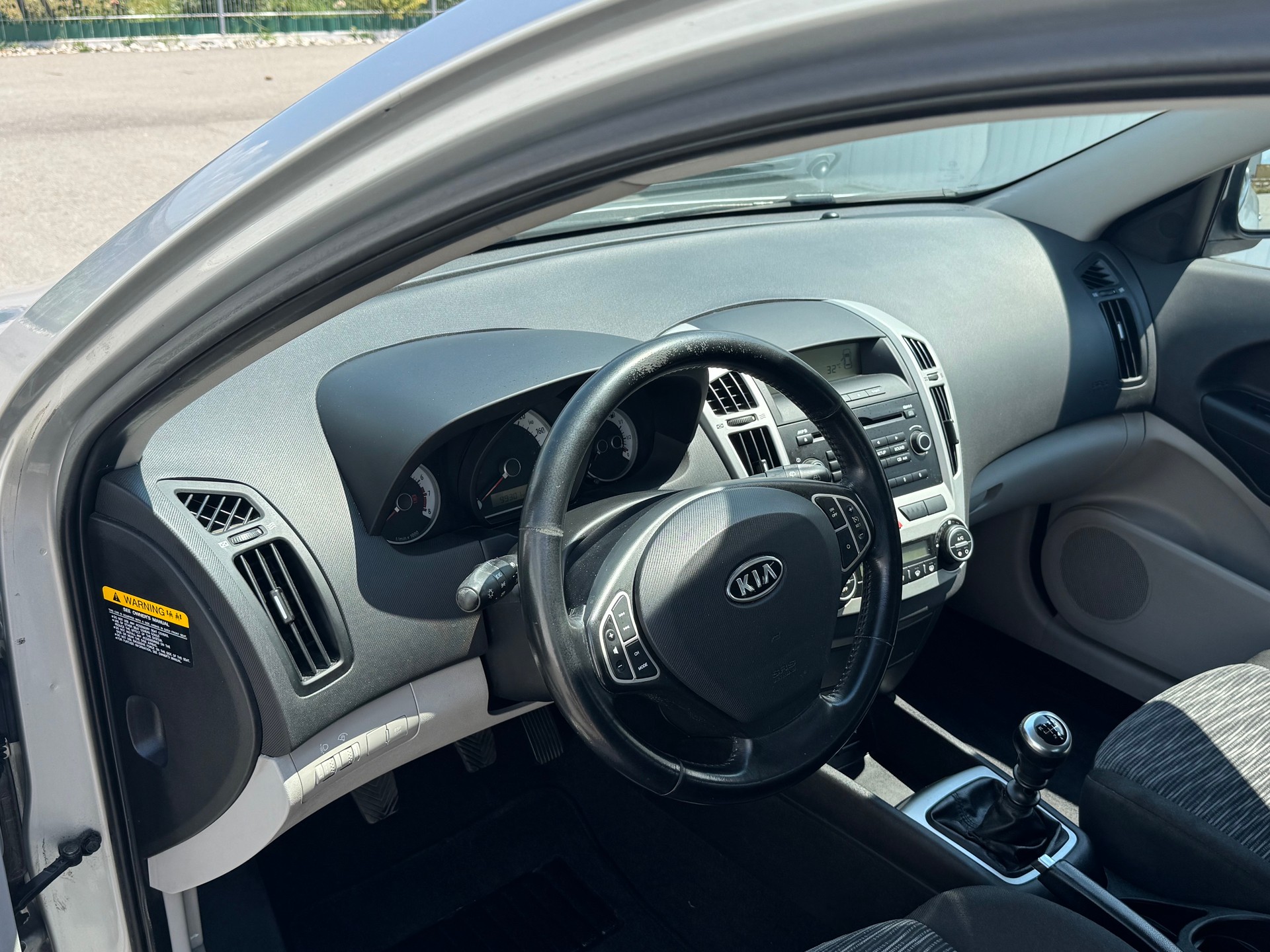 KIA Cee'd 2.0 16V Style-image-5