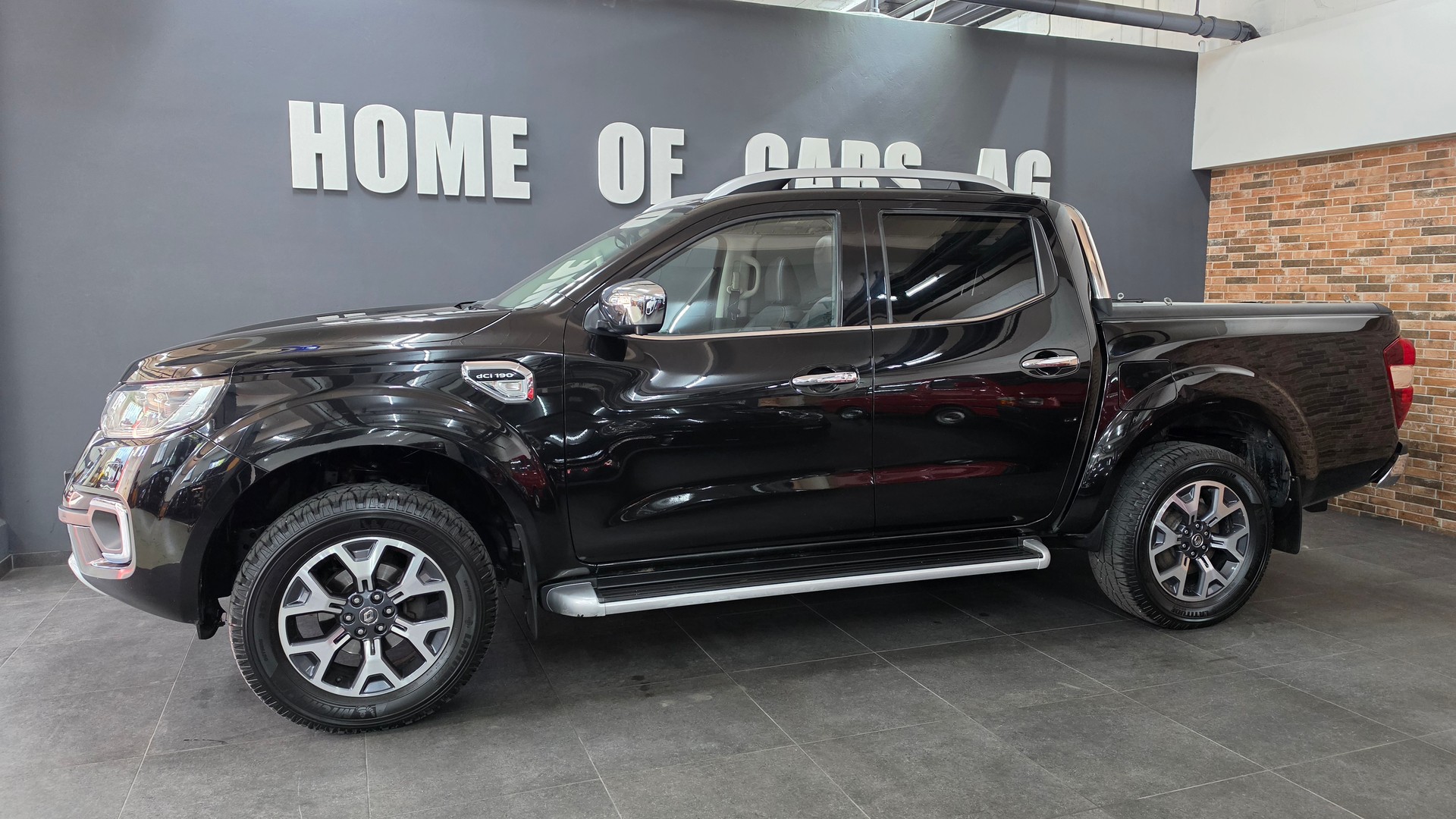 RENAULT Alaskan DC Twin Turbo dCi 190 4WD Intens A-showroom-element-3
