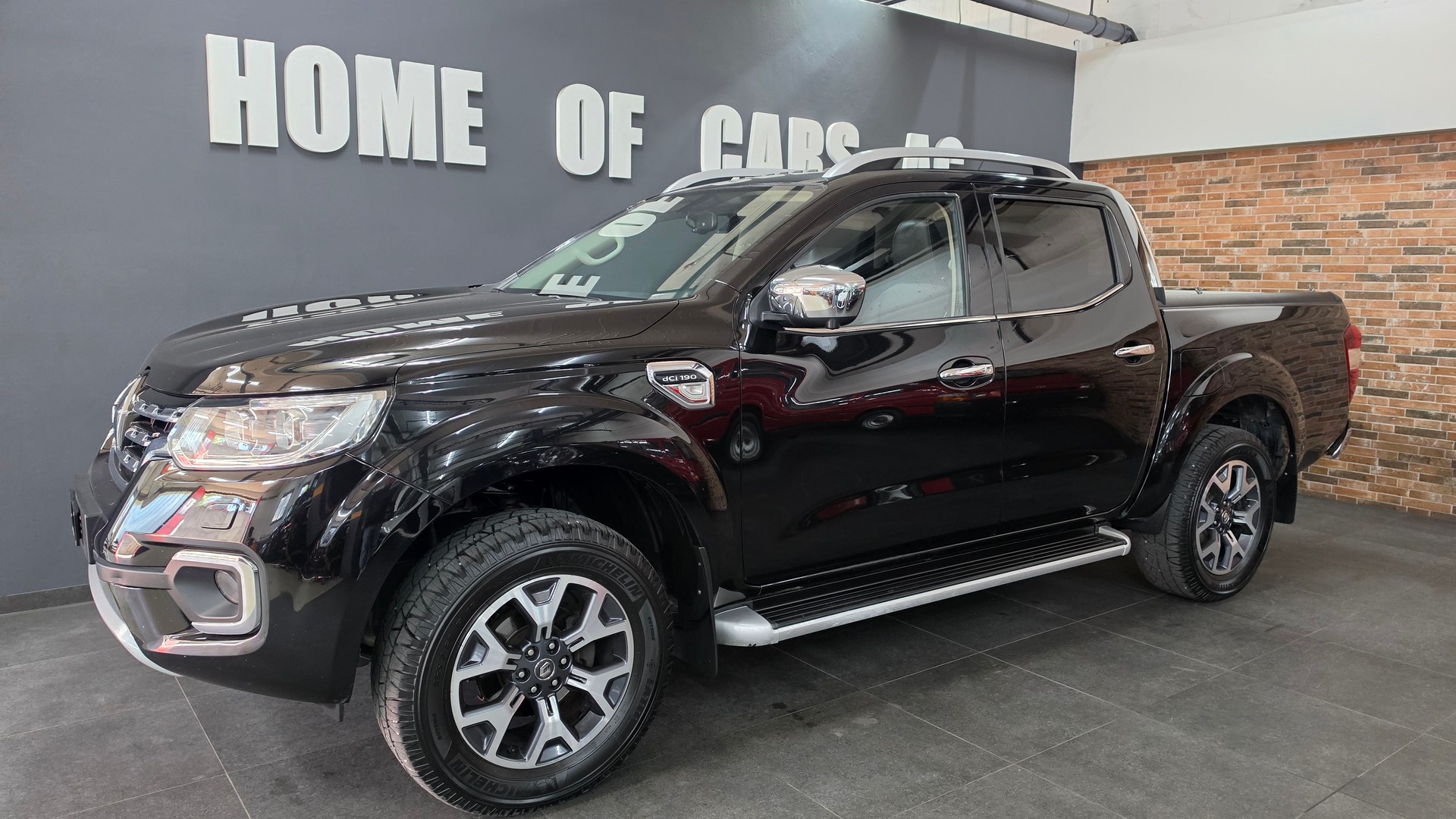RENAULT Alaskan DC Twin Turbo dCi 190 4WD Intens A-showroom-element-2