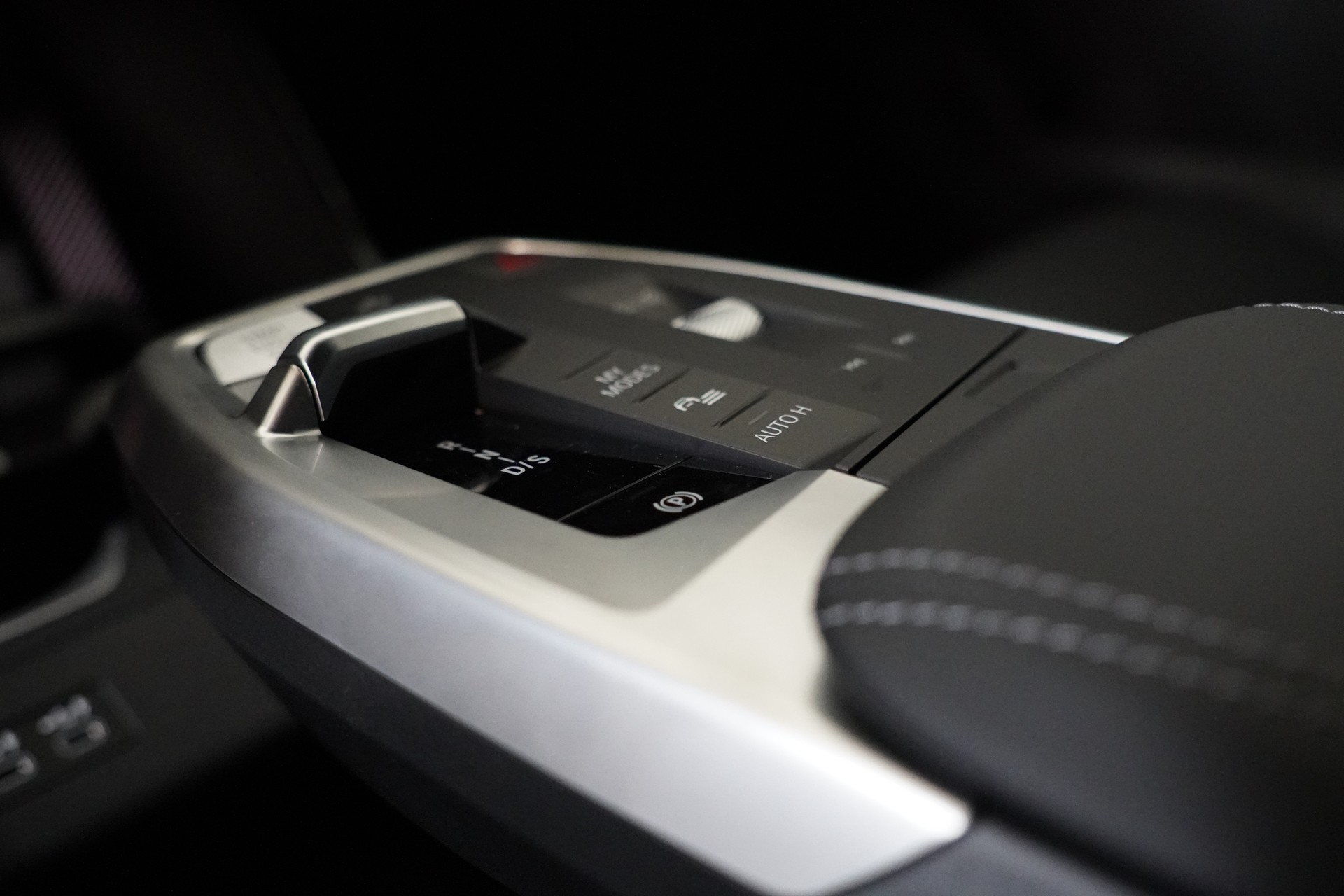 BMW X1 xDrive 23i 48V M Sport-image-14