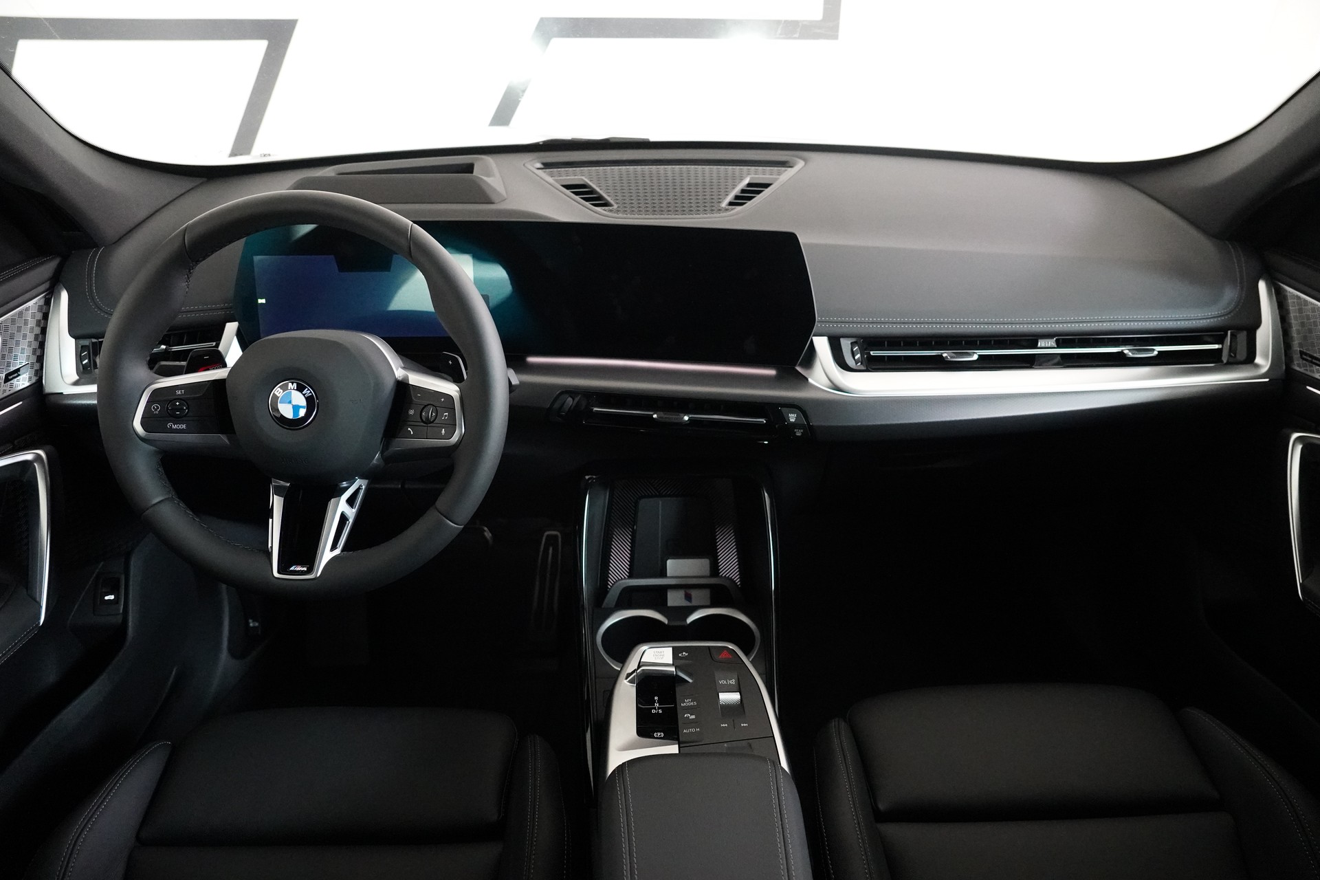BMW X1 xDrive 23i 48V M Sport-image-20