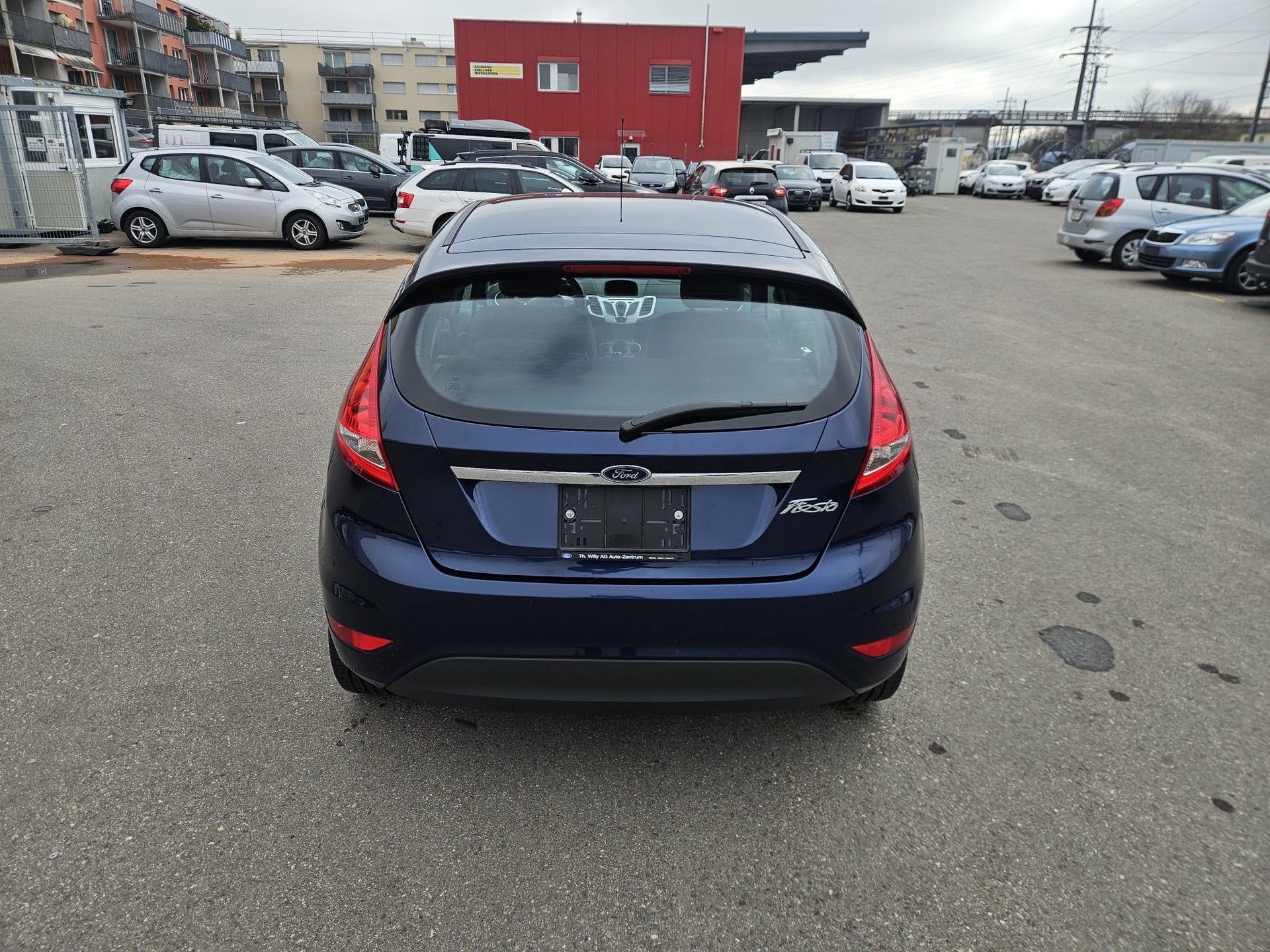 FORD Fiesta 1.4 16V Trend Automatic-image-5