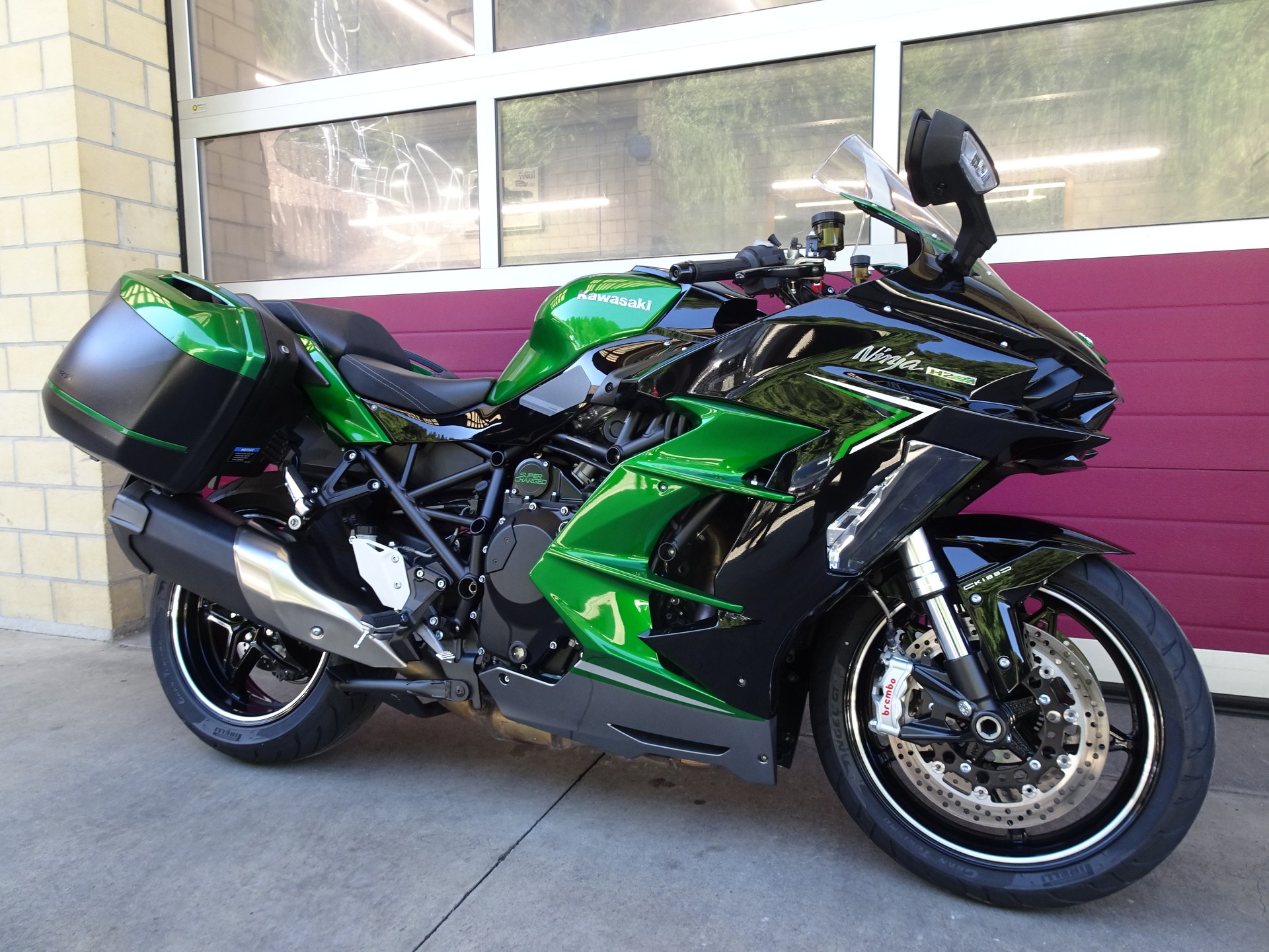 KAWASAKI Ninja H2 SX SE Tourer-image-10