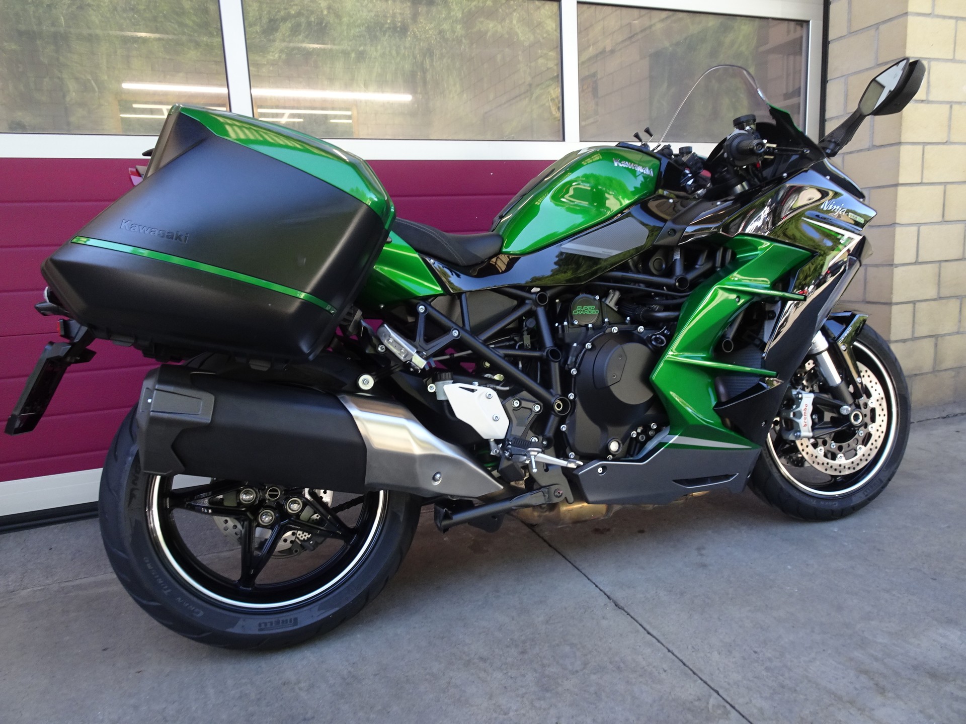 KAWASAKI Ninja H2 SX SE Tourer-image-8