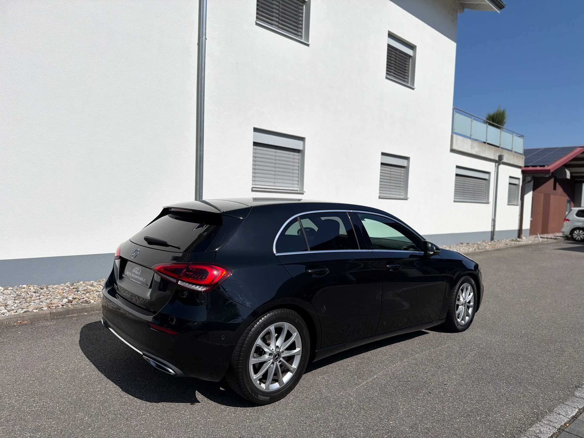 MERCEDES-BENZ A 180 Progressive 7G-DCT-image-5