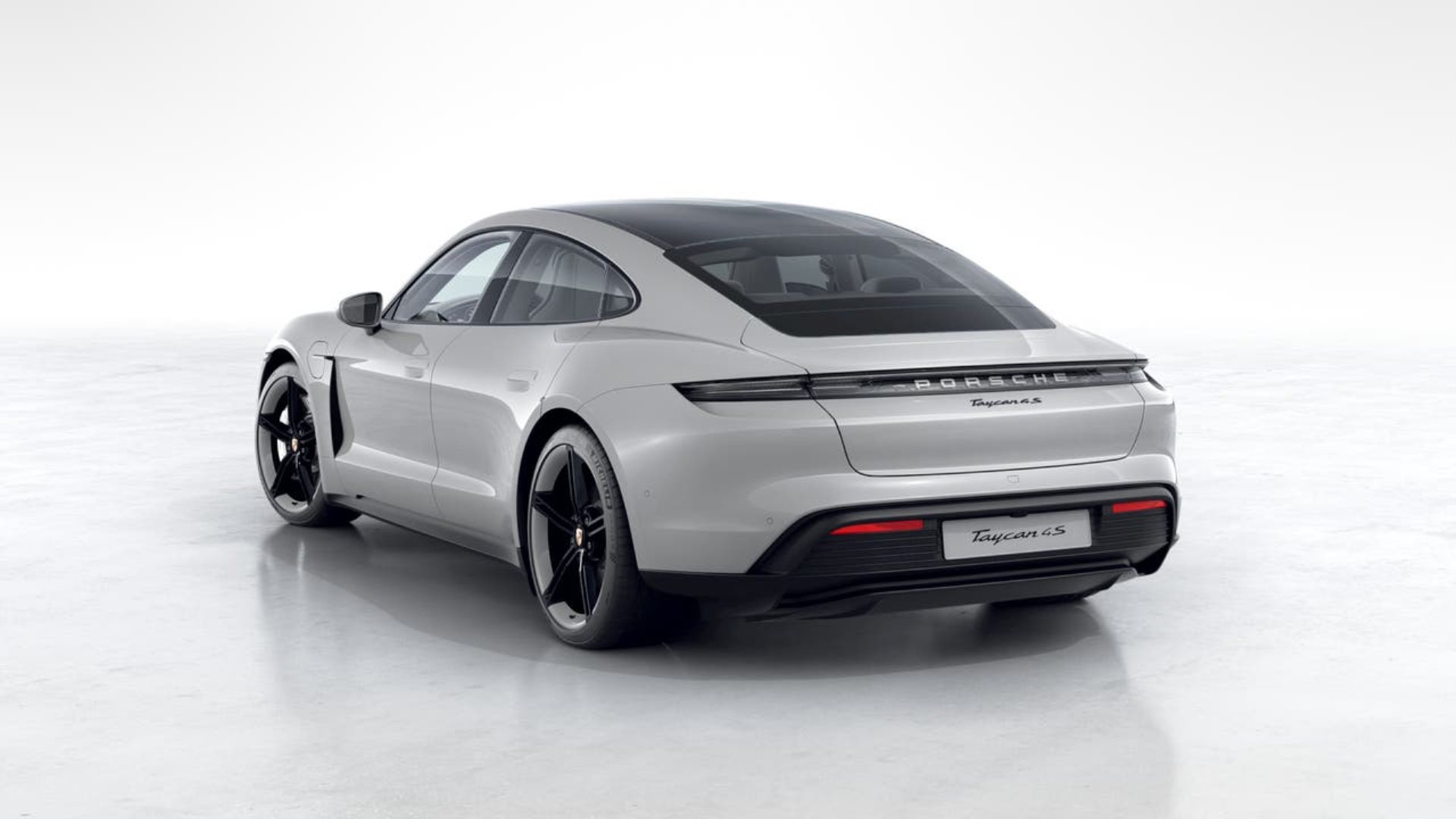 PORSCHE Taycan 4S-showroom-element-2