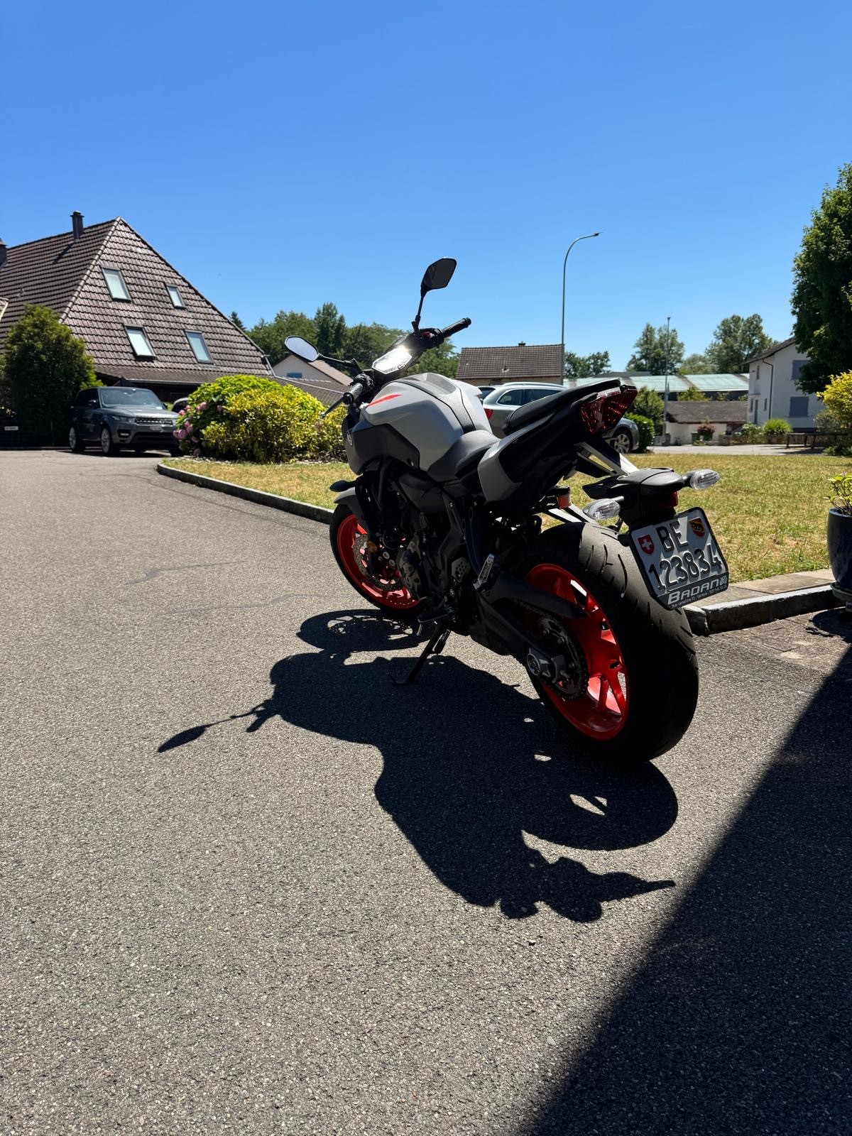 YAMAHA MT-07-image-1