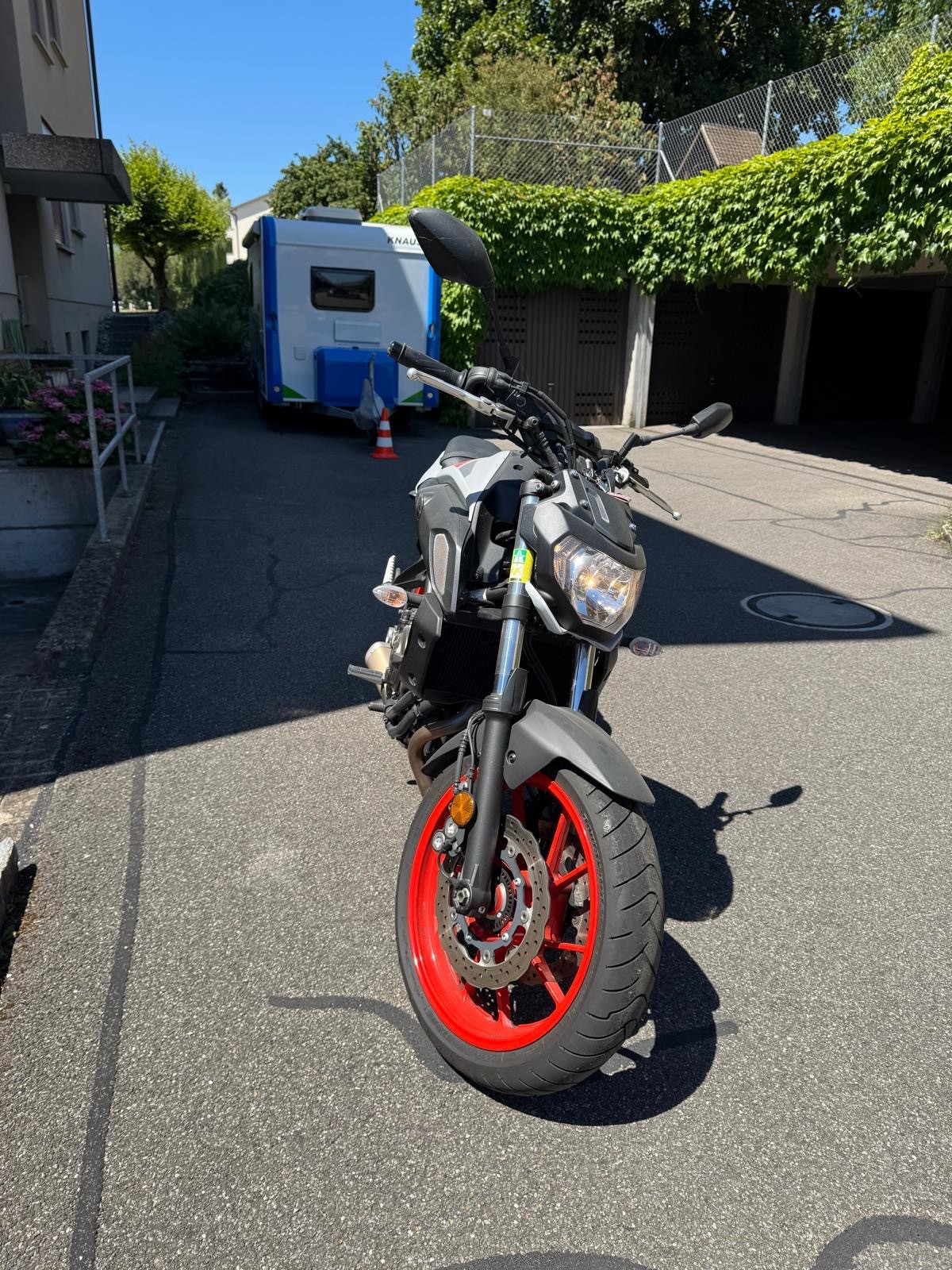 YAMAHA MT-07-image-3