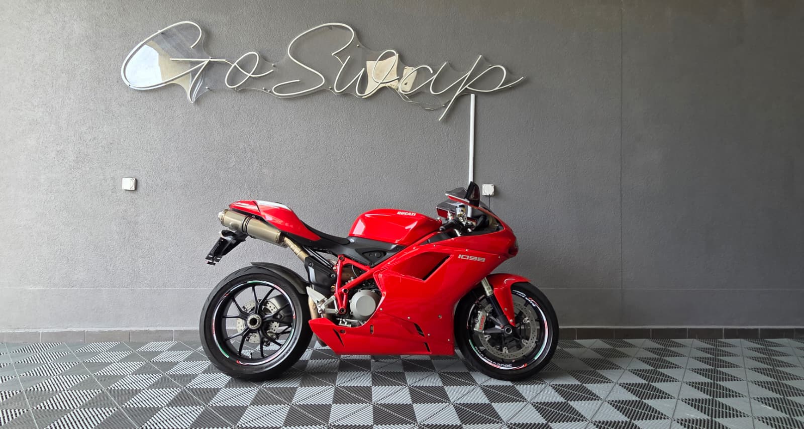 DUCATI 1098 S-image-4