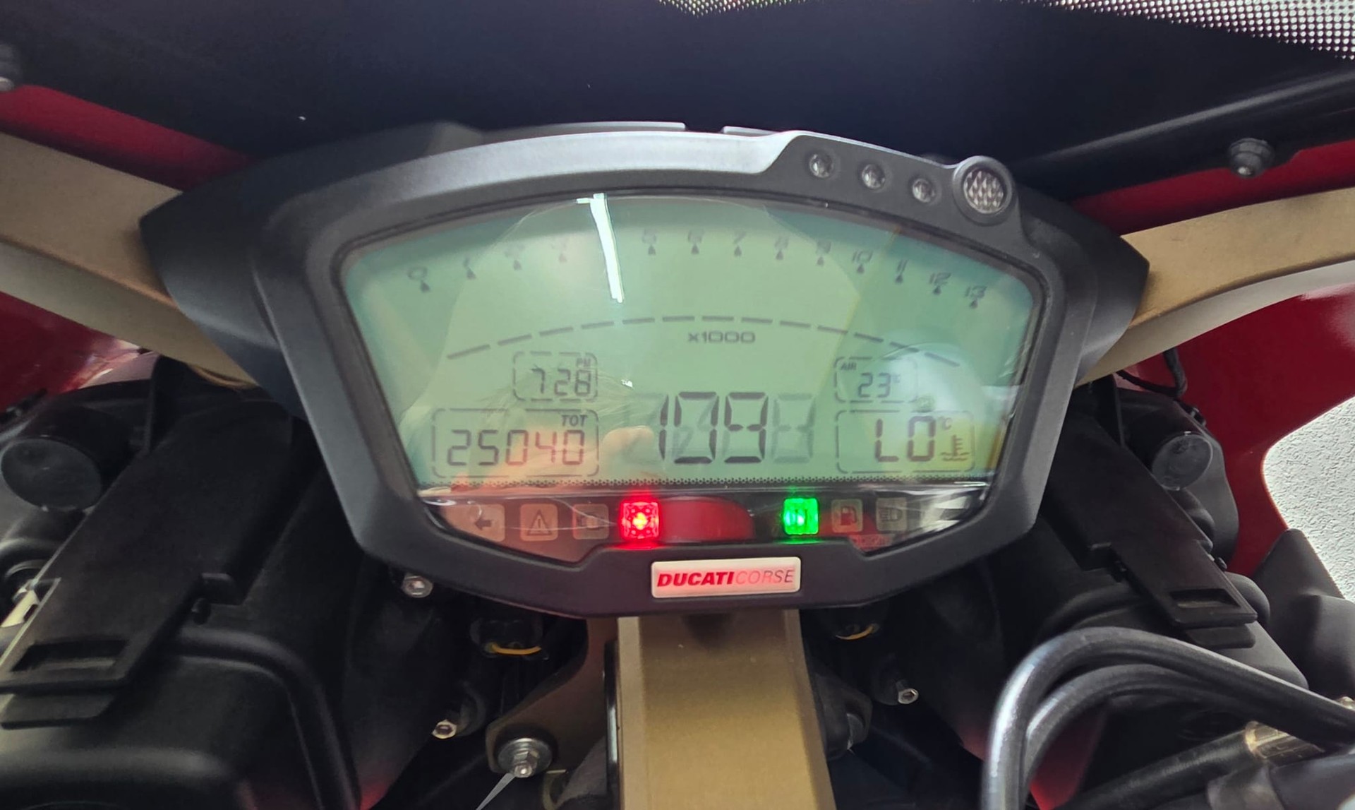 DUCATI 1098 S-image-9
