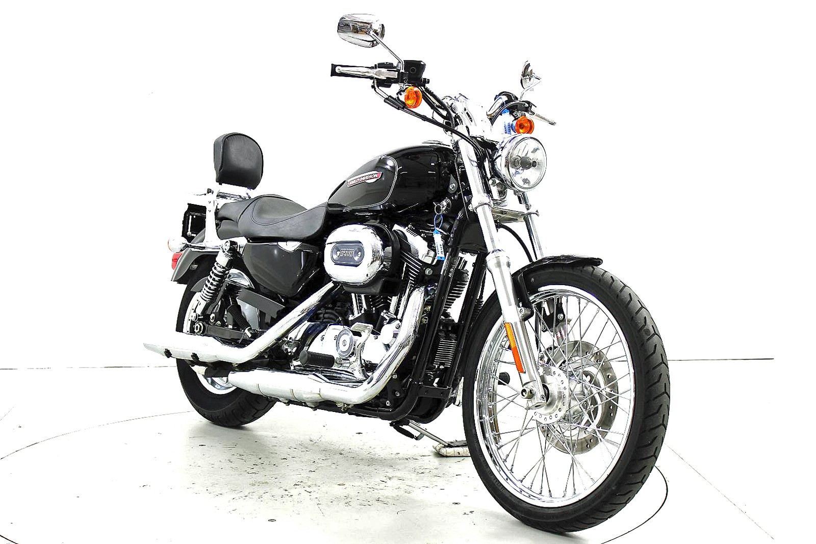HARLEY-DAVIDSON XL 1200 C-image-1