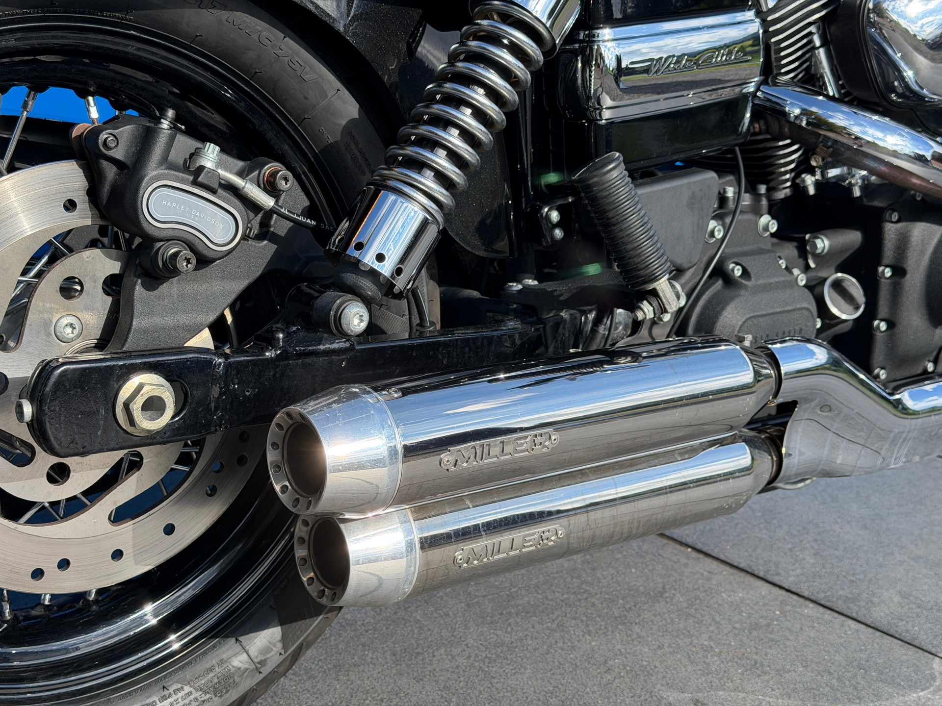 HARLEY-DAVIDSON FXDWG Dyna Wide Glide 103 ABS-image-4