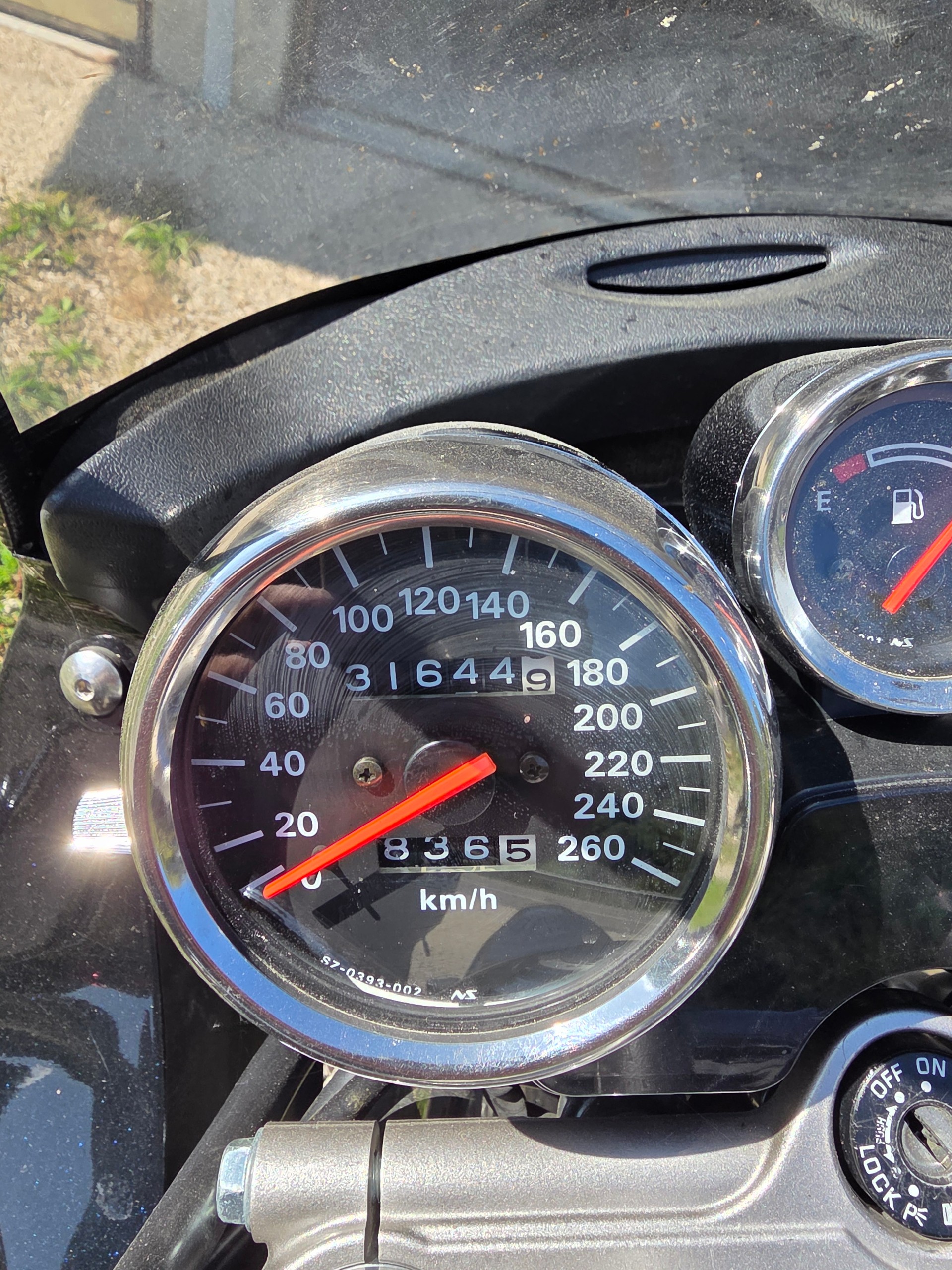 SUZUKI GSF 1200 S Bandit-image-4