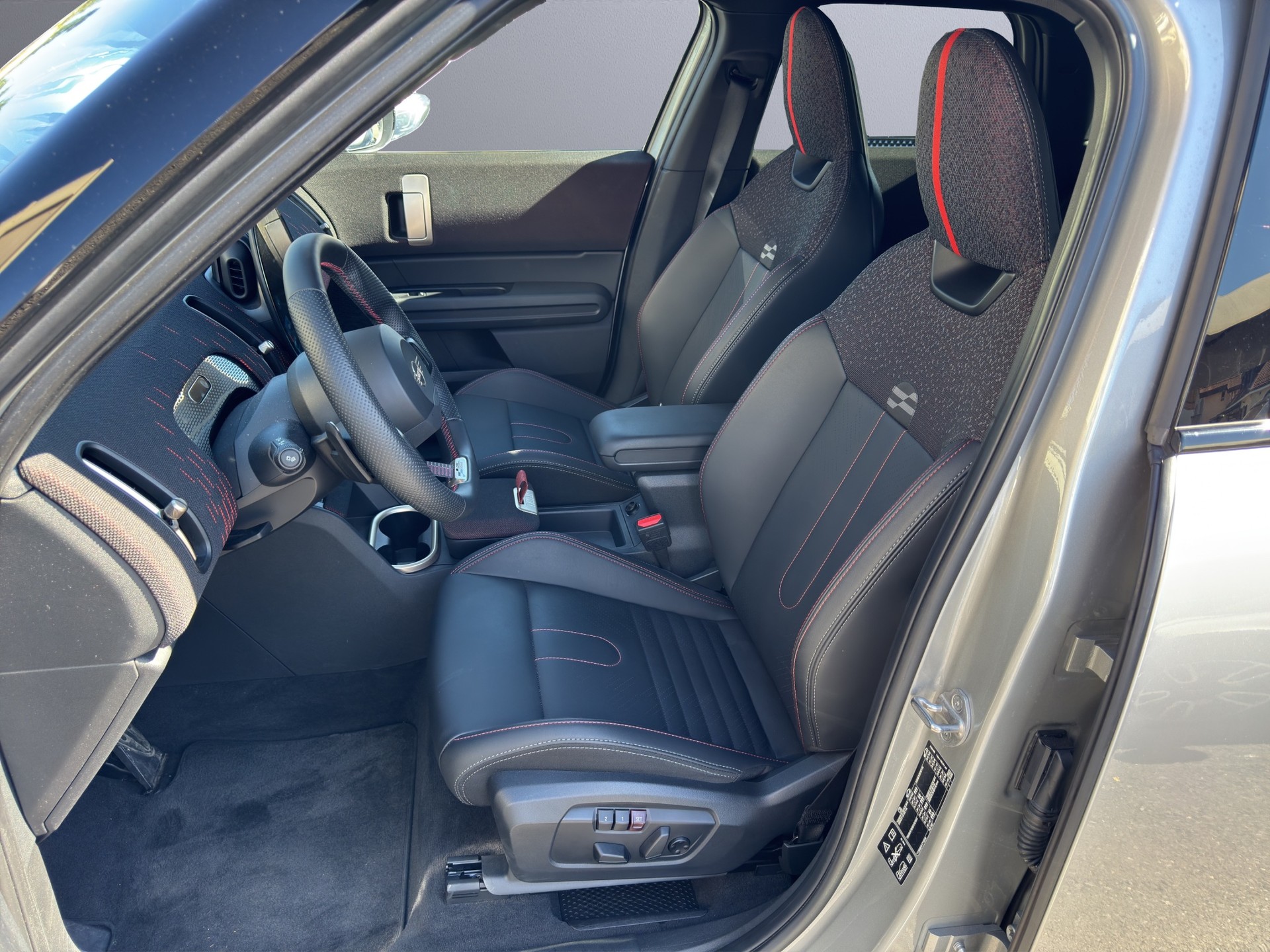 MINI Countryman John Cooper Works ALL4 Steptronic-image-9