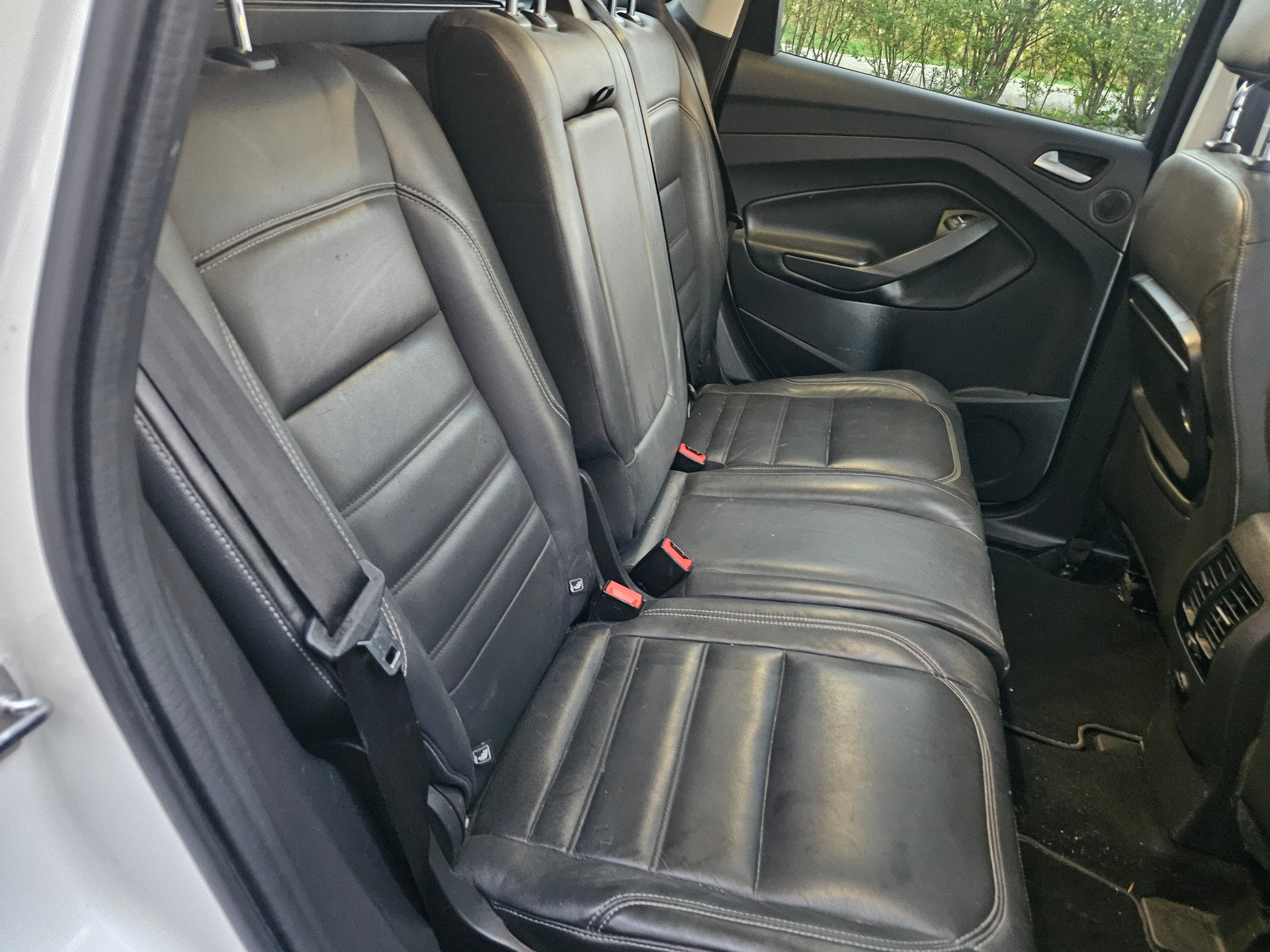 FORD Kuga 2.0 TDCi Titanium 4WD PowerShift-image-13
