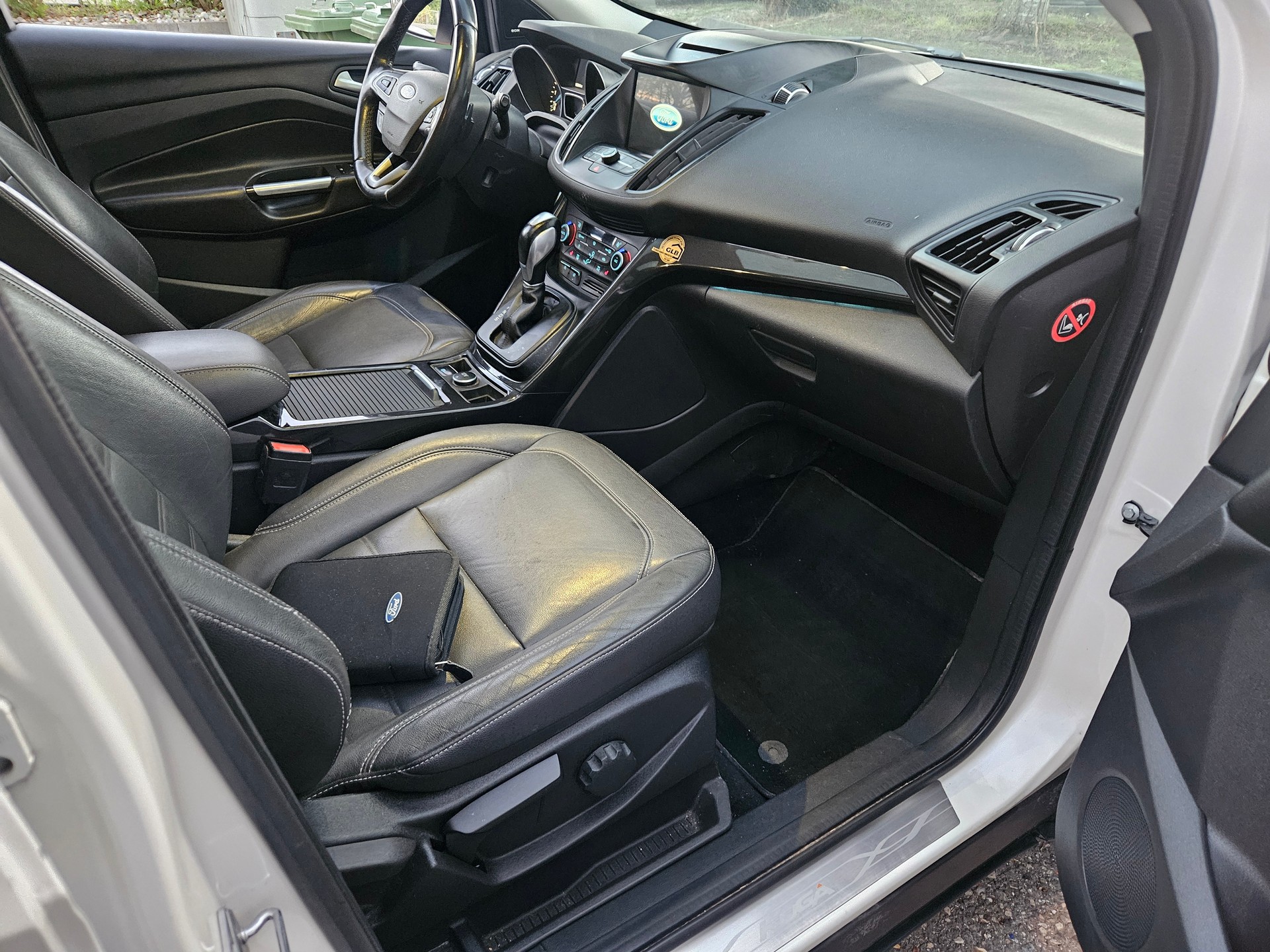 FORD Kuga 2.0 TDCi Titanium 4WD PowerShift-image-11