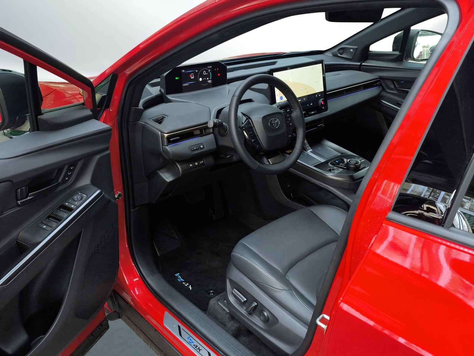 TOYOTA bZ4X Premium AWD-image-14