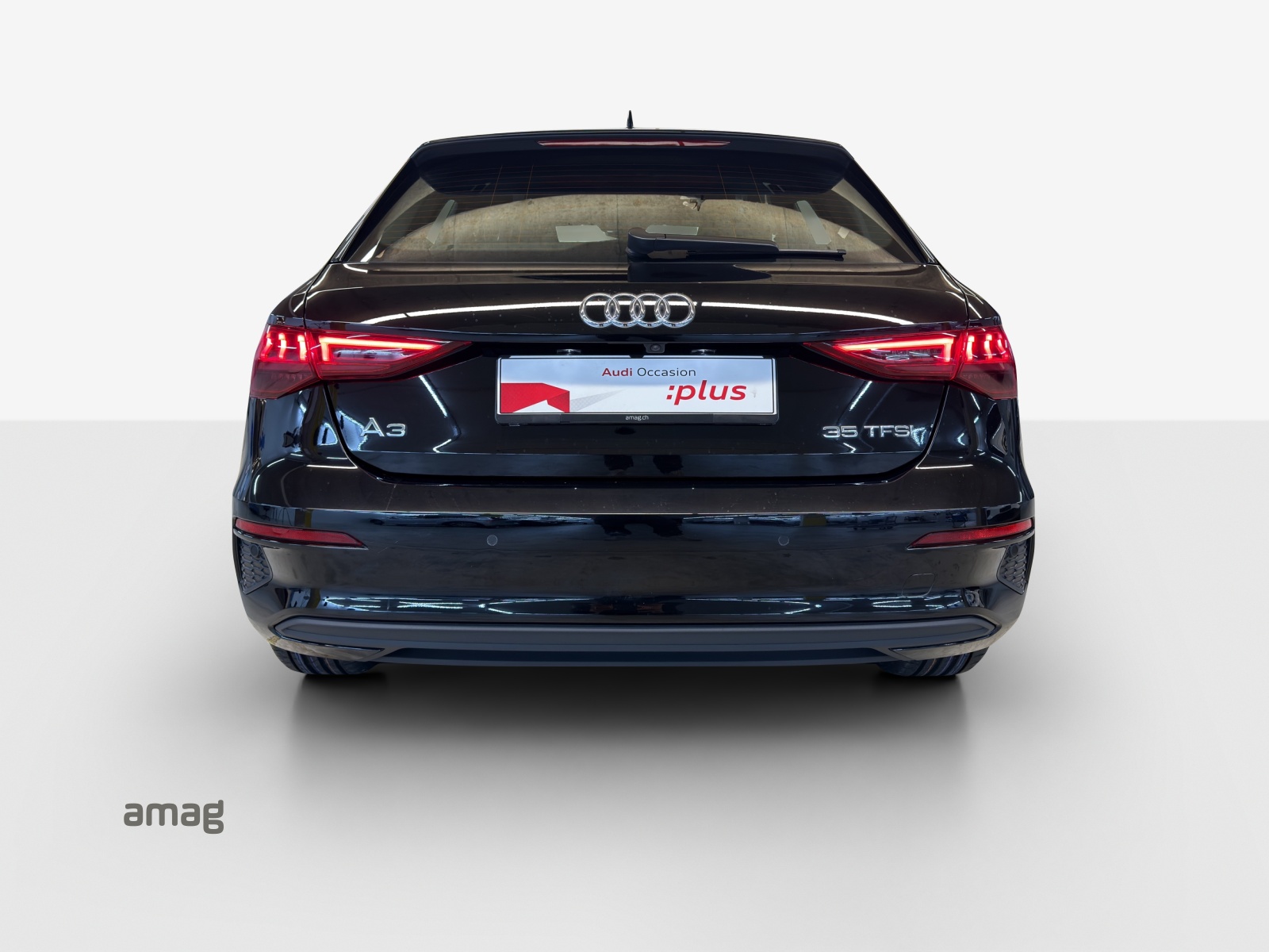 AUDI A3 Sportback 35 TFSI Attraction S-tronic-showroom-element-3
