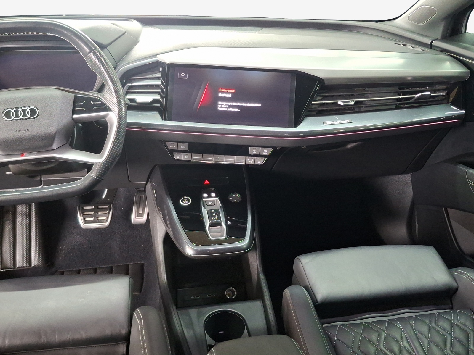 AUDI Q4 e-tron 50 quattro-image-11