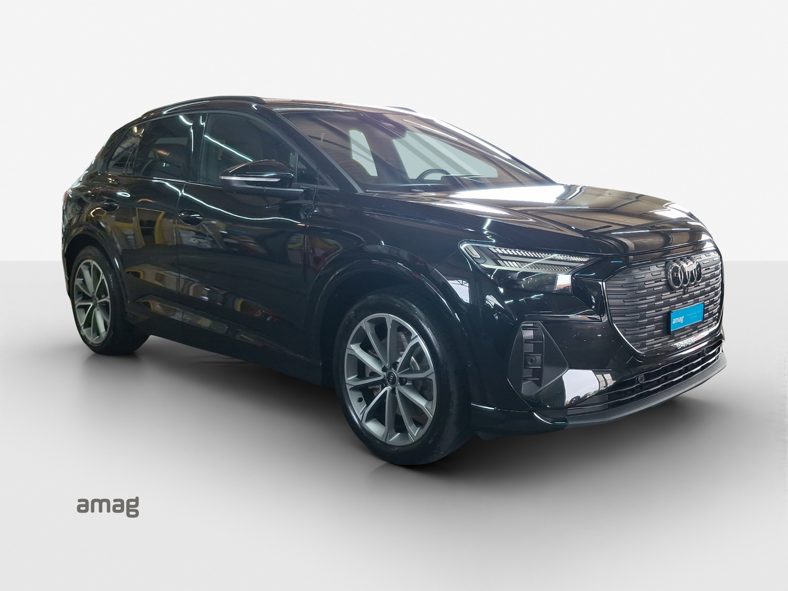 AUDI Q4 e-tron 50 quattro-image-6