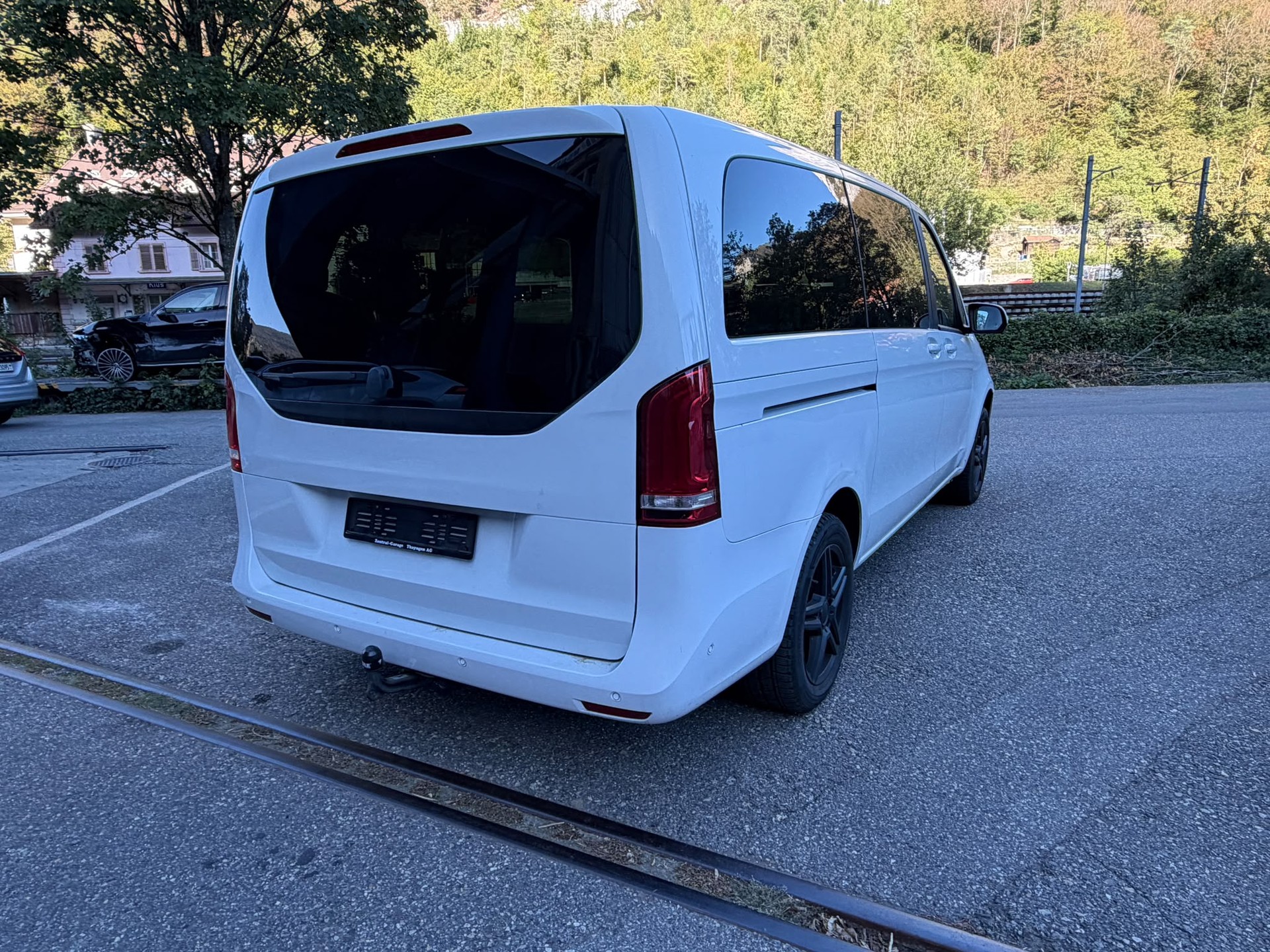 MERCEDES-BENZ V 250 d lang 4Matic 7G-Tronic-showroom-element-3