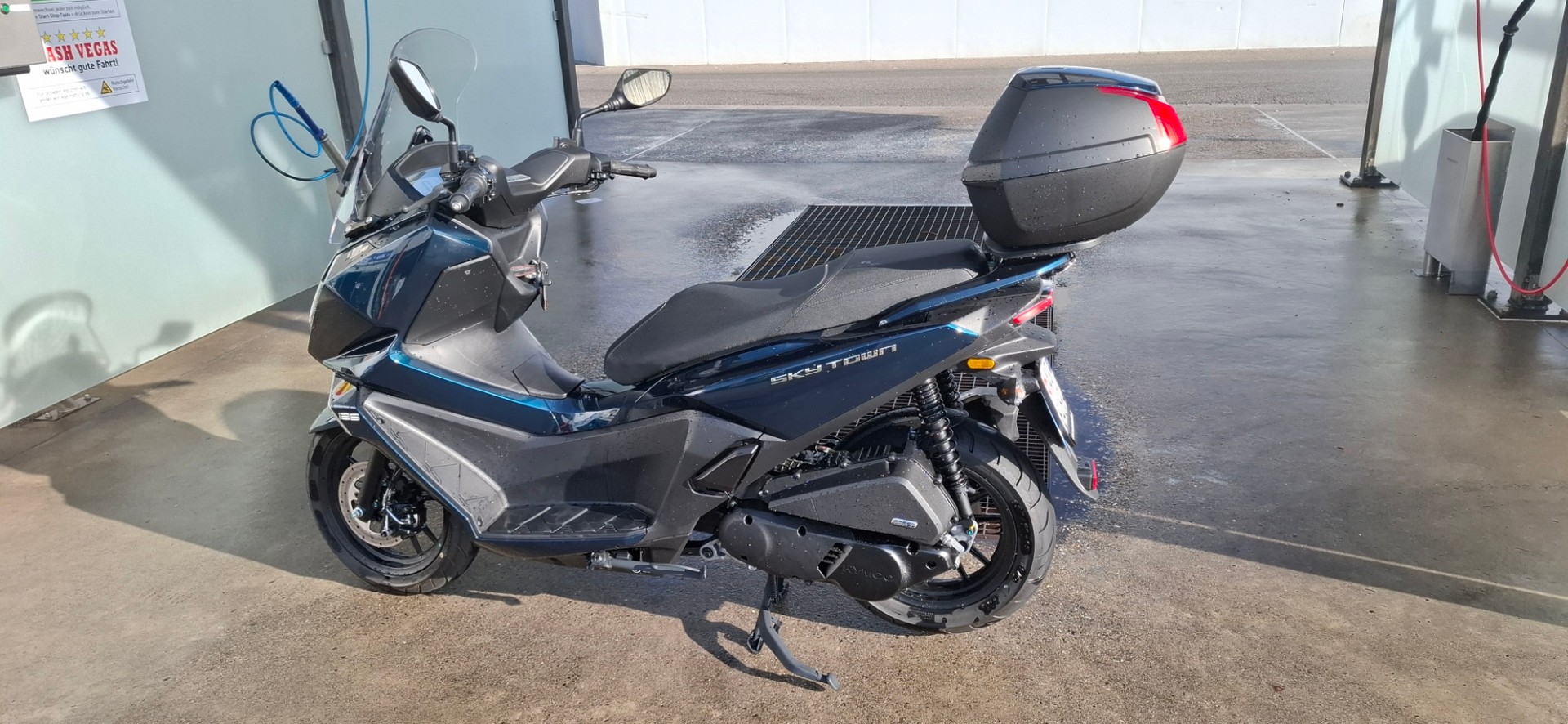 KYMCO SKY TOWN