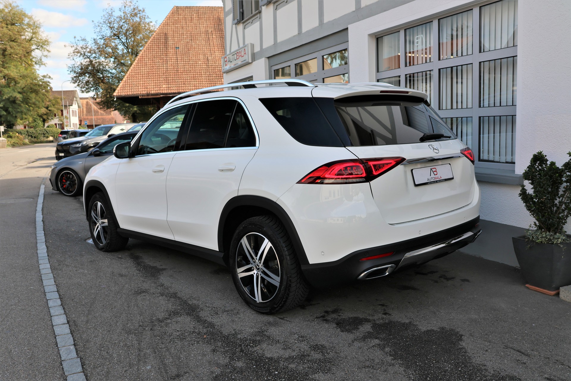 MERCEDES-BENZ GLE 300 d 4Matic 9G-Tronic (CH) 272PS-image-7