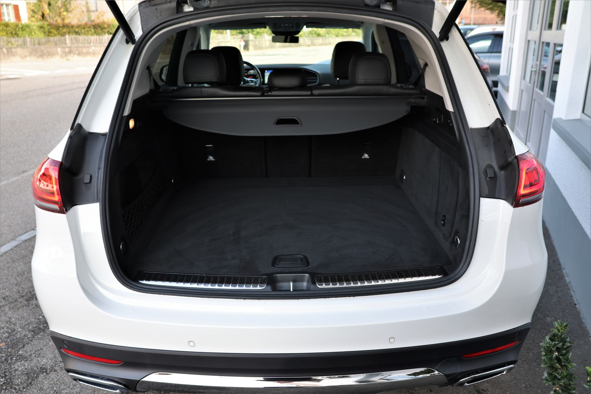MERCEDES-BENZ GLE 300 d 4Matic 9G-Tronic (CH) 272PS-image-18