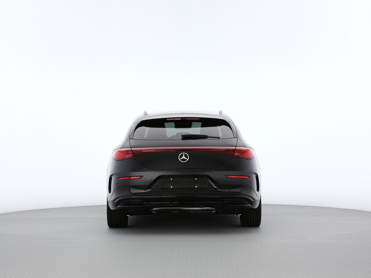 MERCEDES-BENZ CLA Shooting Brake 220 4Matic 8G-DCT-showroom-element-3