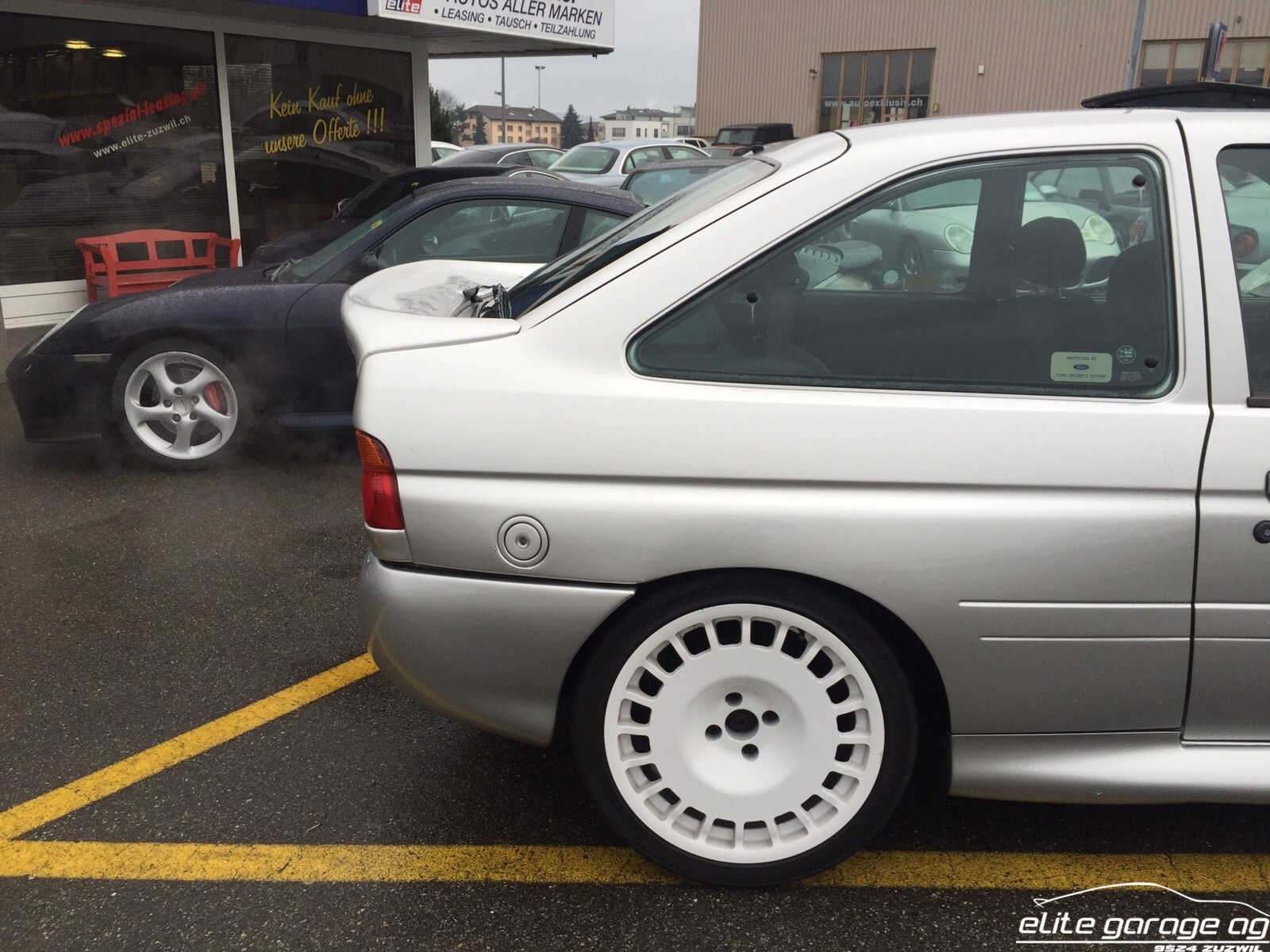 FORD Escort 2.0i RS Cosworth-image-3